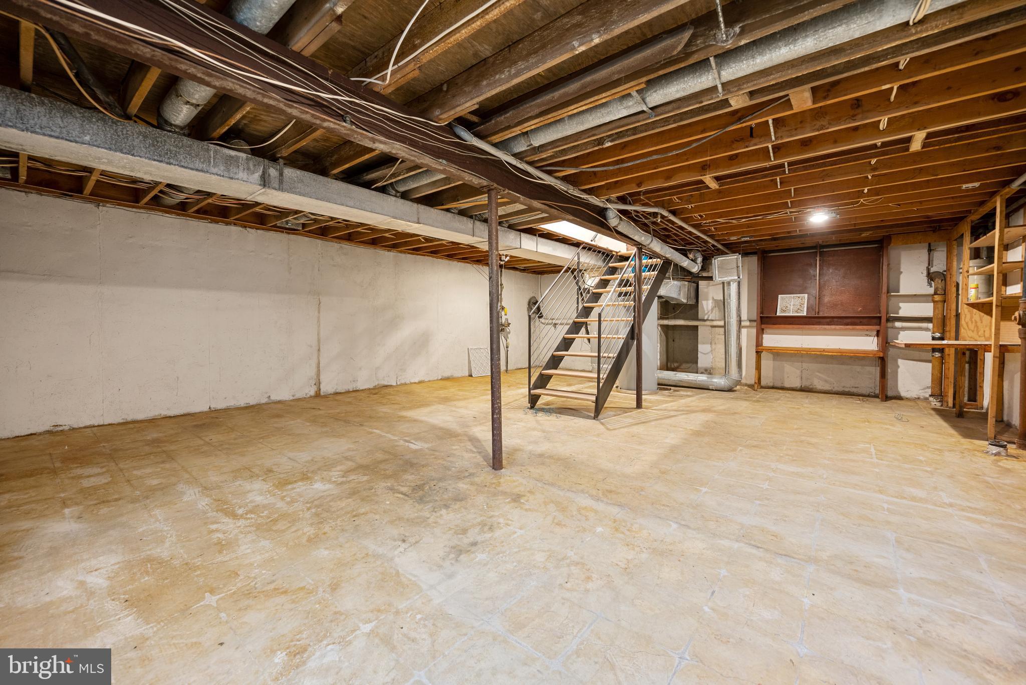 FORT WASHINGTON - Residential