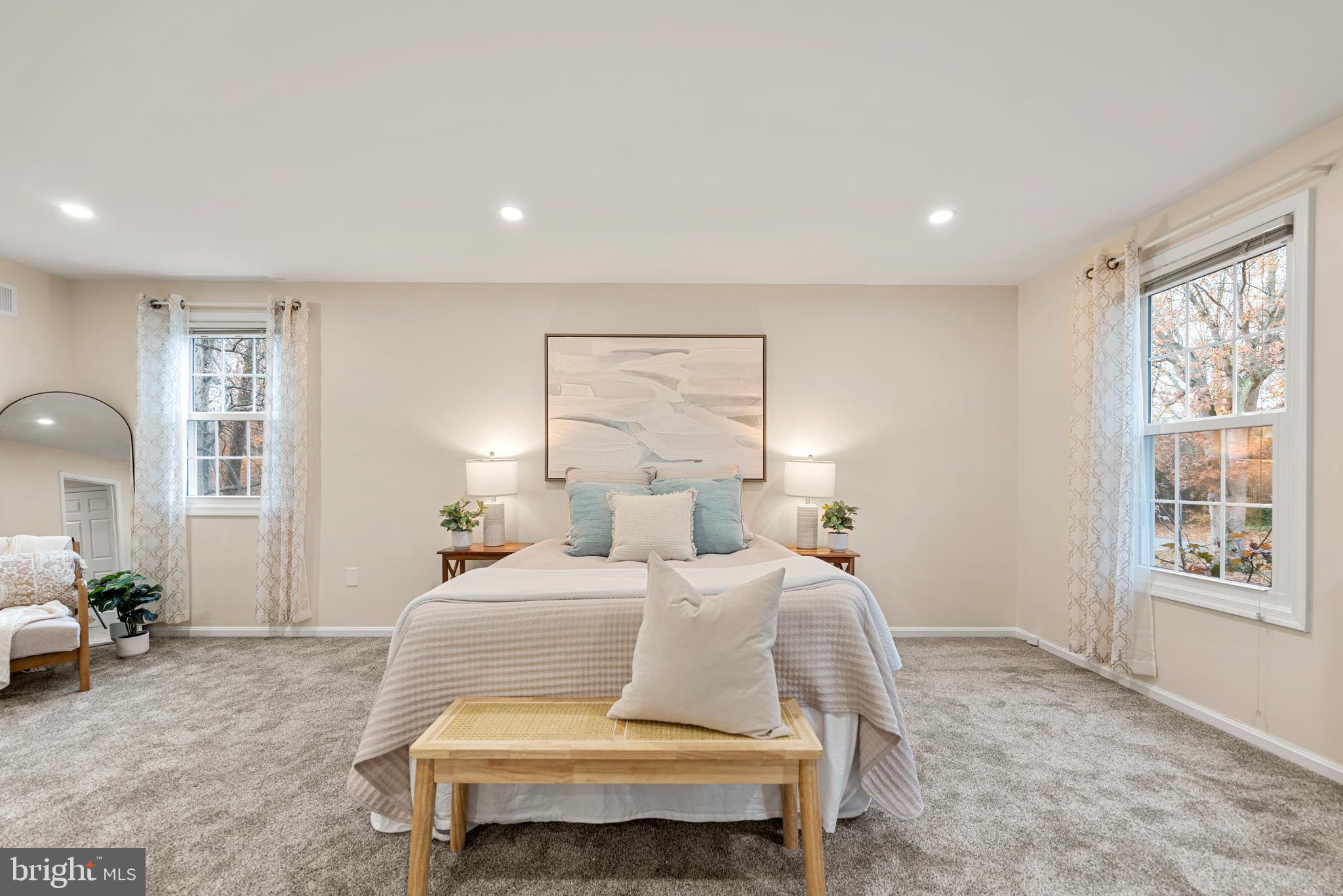 FORT WASHINGTON - Residential