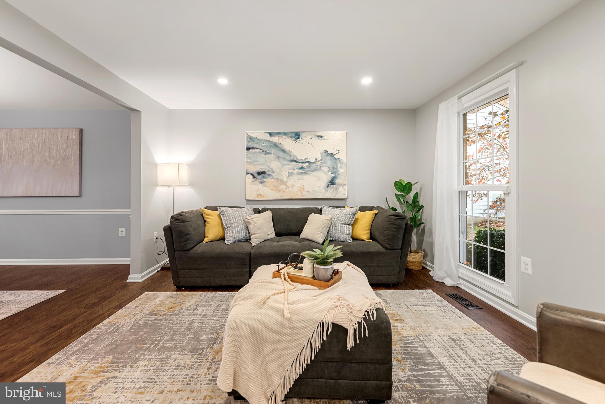 FORT WASHINGTON - Residential