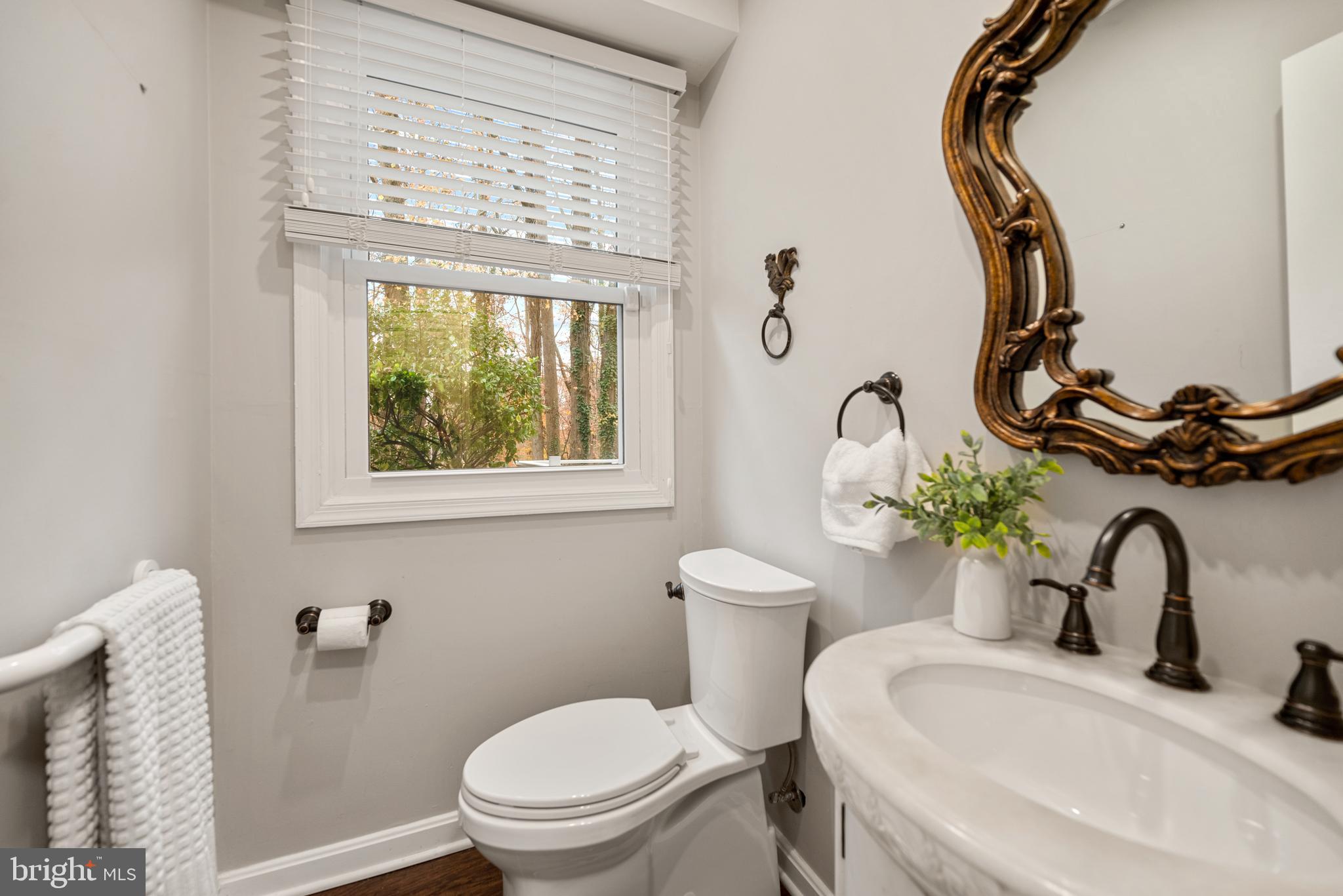 FORT WASHINGTON - Residential