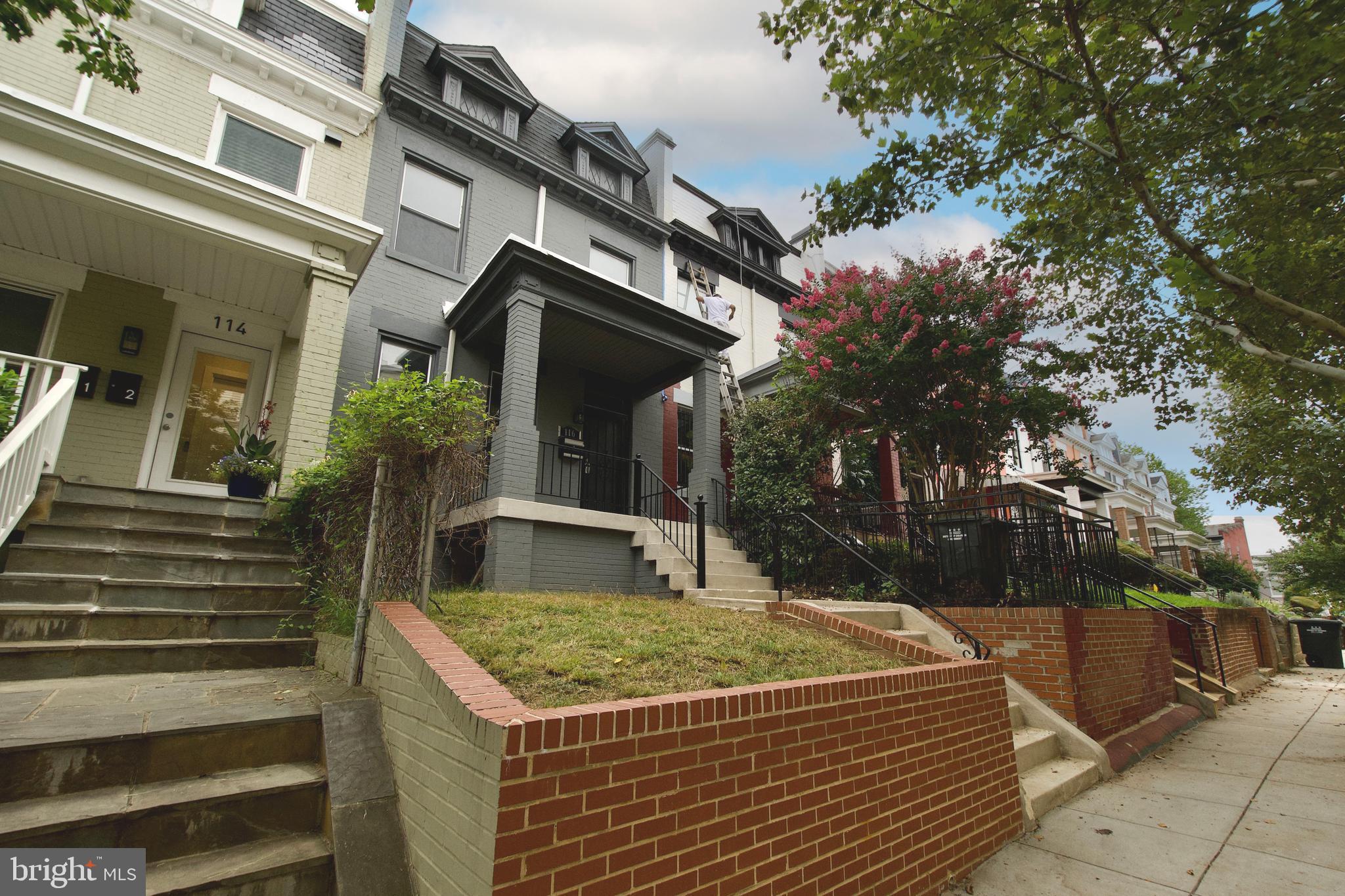 116 TODD PLACE NE