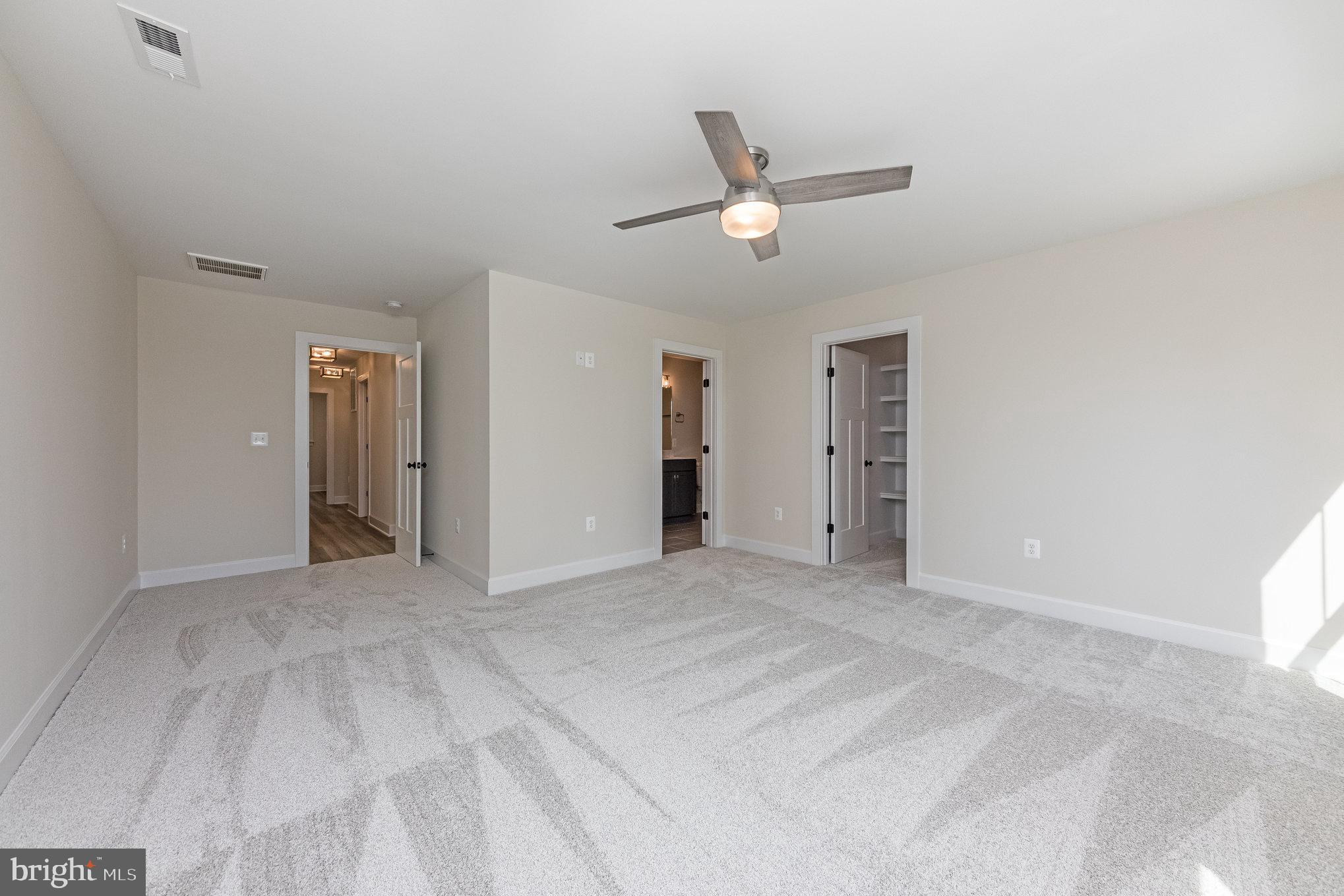 LIGHTHOUSE POINT - Residential