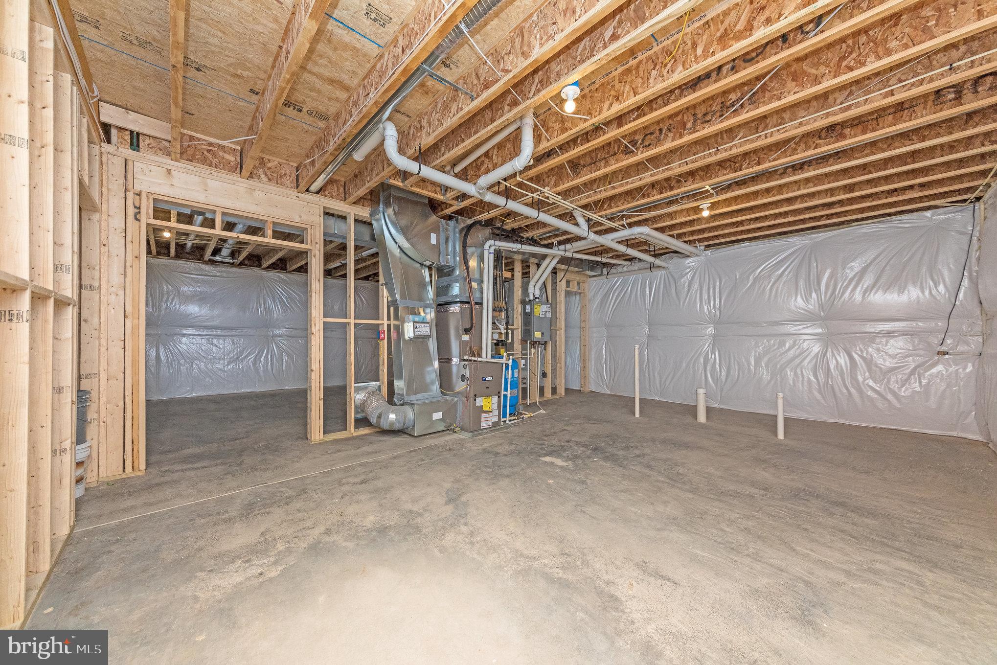 LIGHTHOUSE POINT - Residential