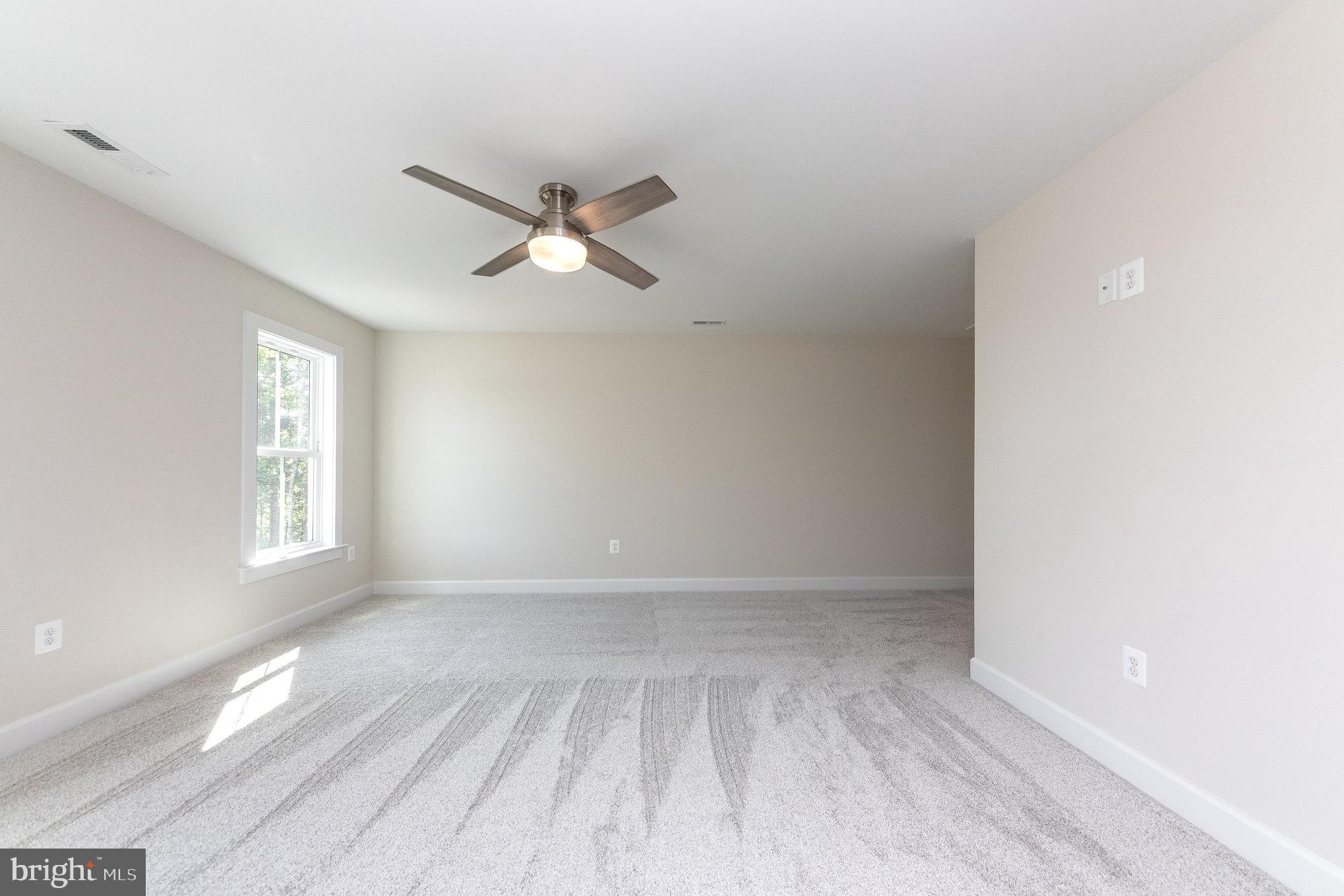 LIGHTHOUSE POINT - Residential