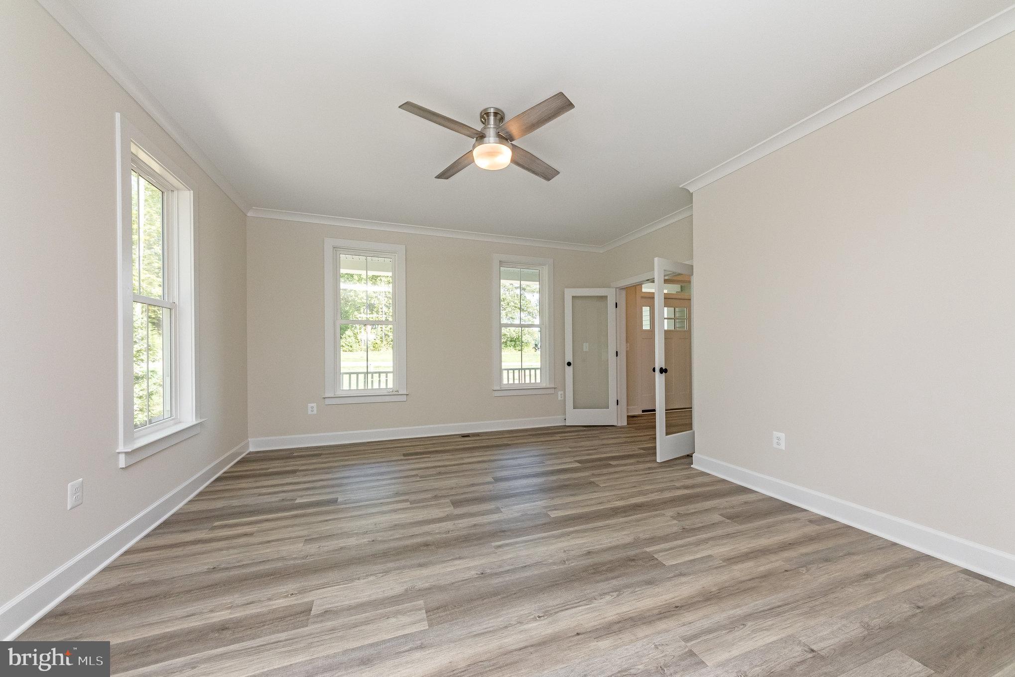 LIGHTHOUSE POINT - Residential