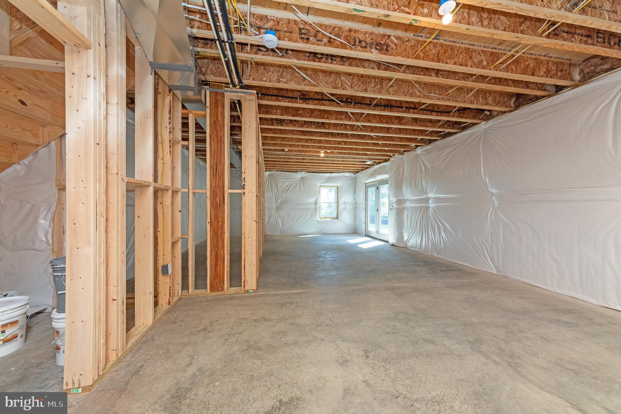 LIGHTHOUSE POINT - Residential