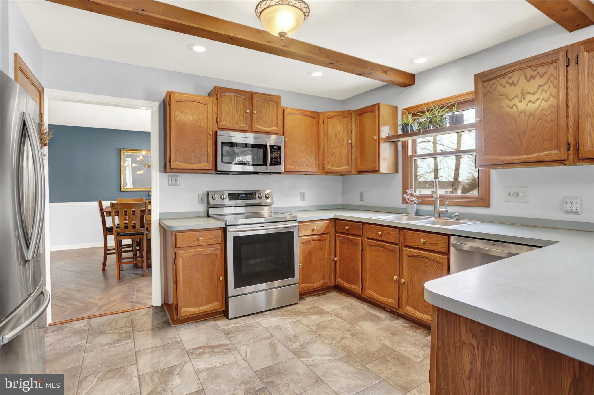 SHELLEYS RIVERVIEW - Residential