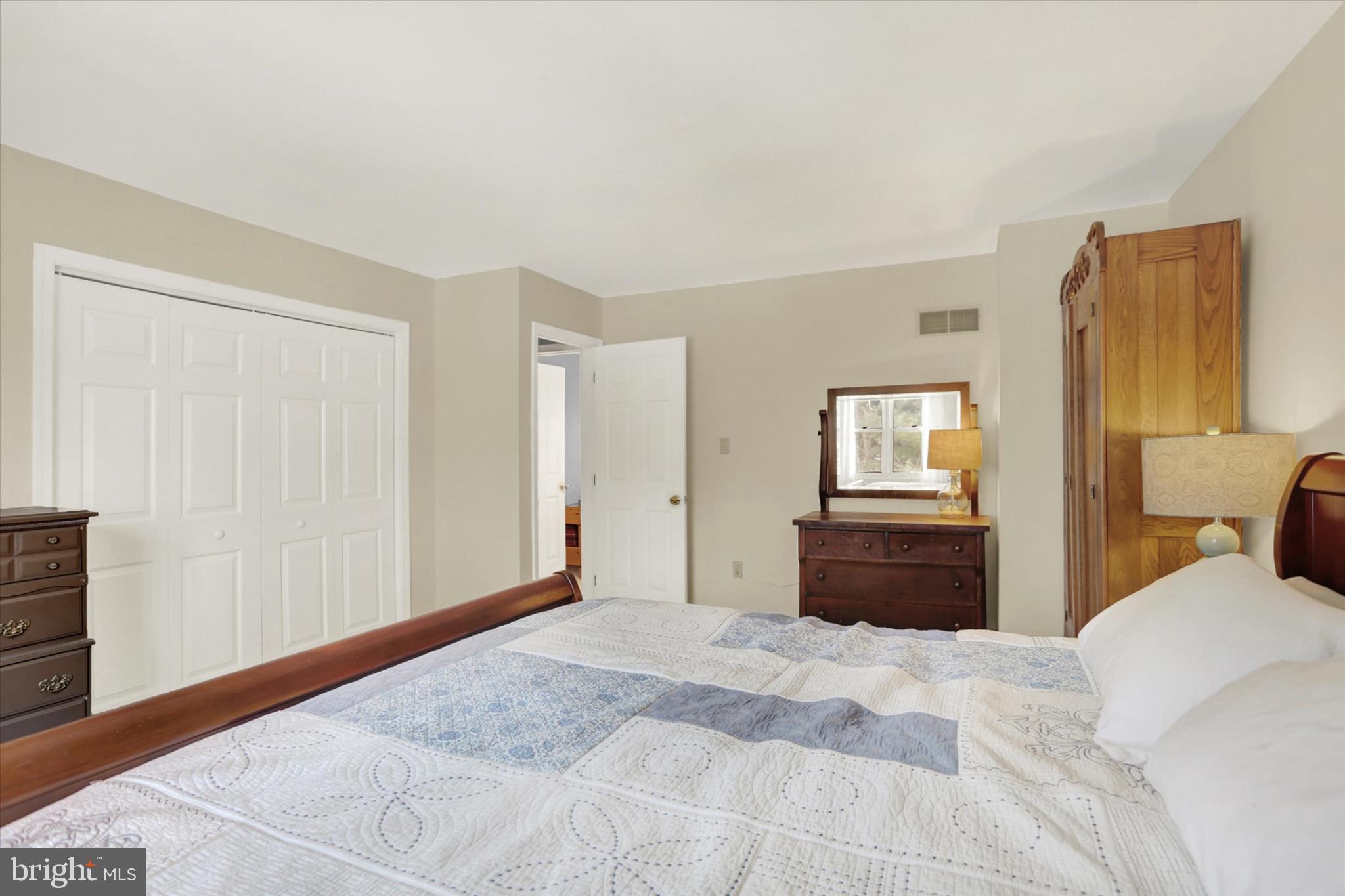 SHELLEYS RIVERVIEW - Residential