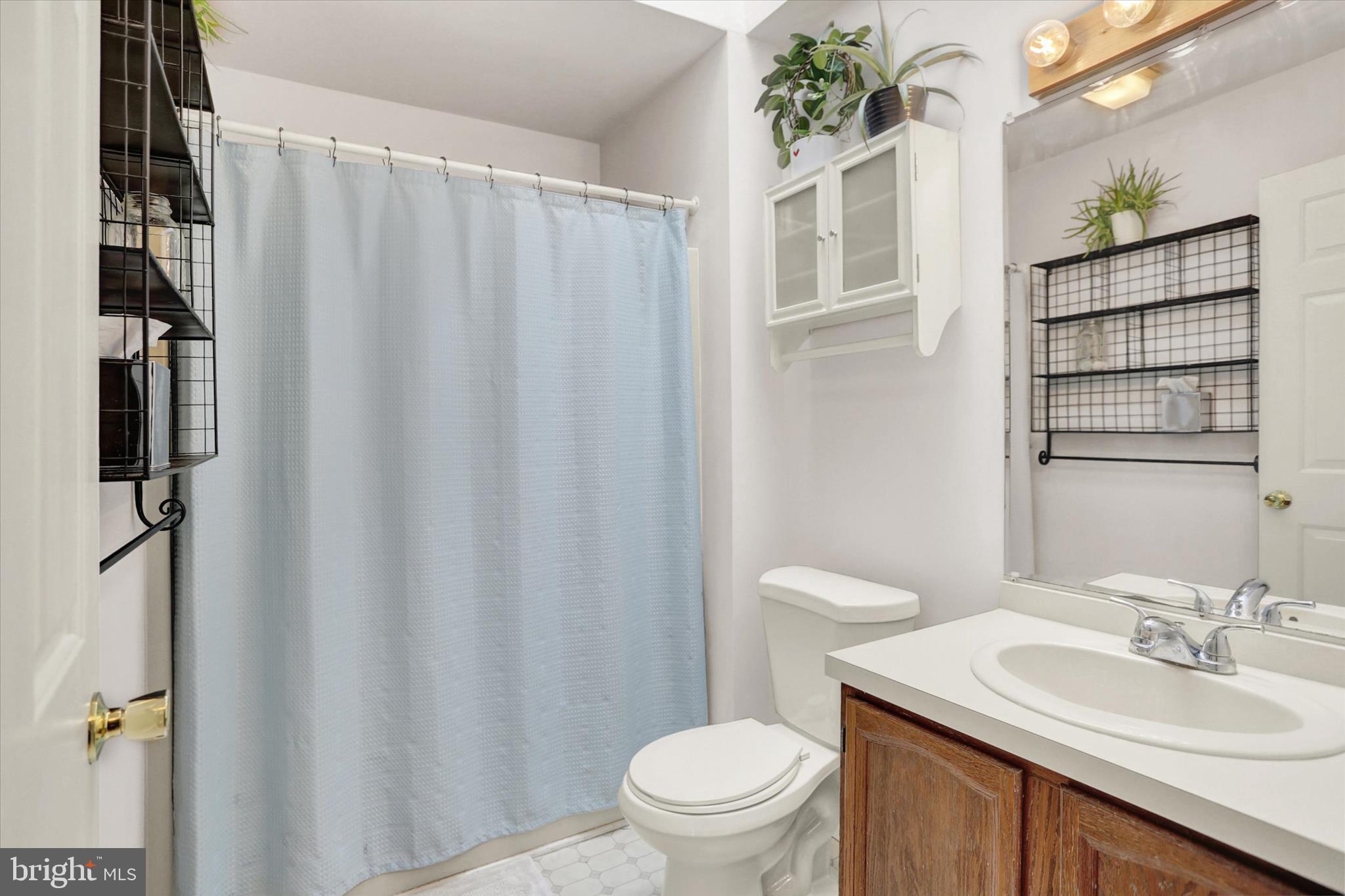 SHELLEYS RIVERVIEW - Residential