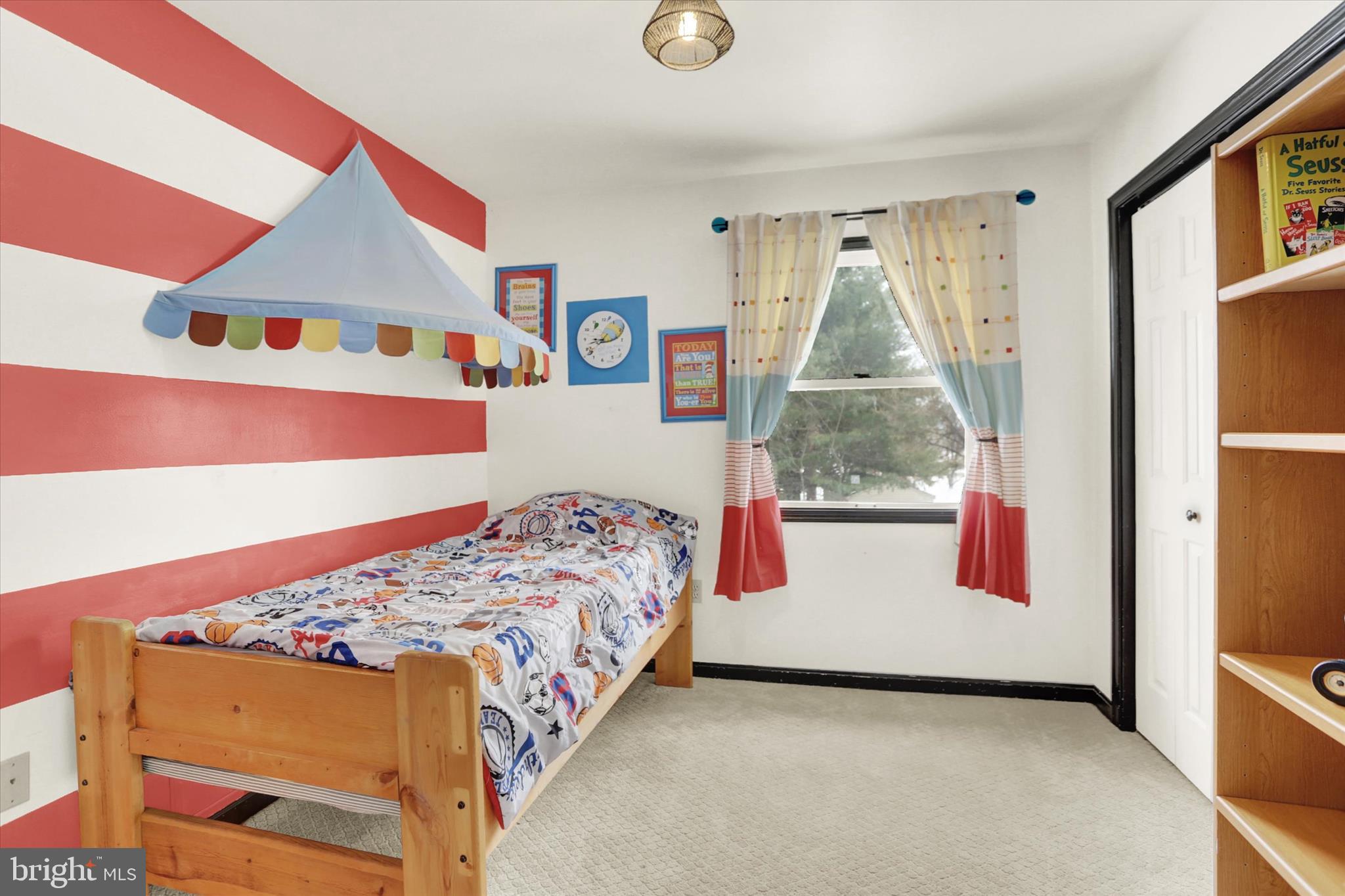 SHELLEYS RIVERVIEW - Residential