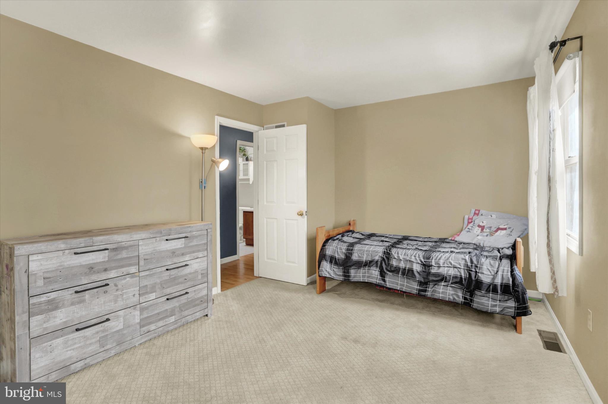 SHELLEYS RIVERVIEW - Residential