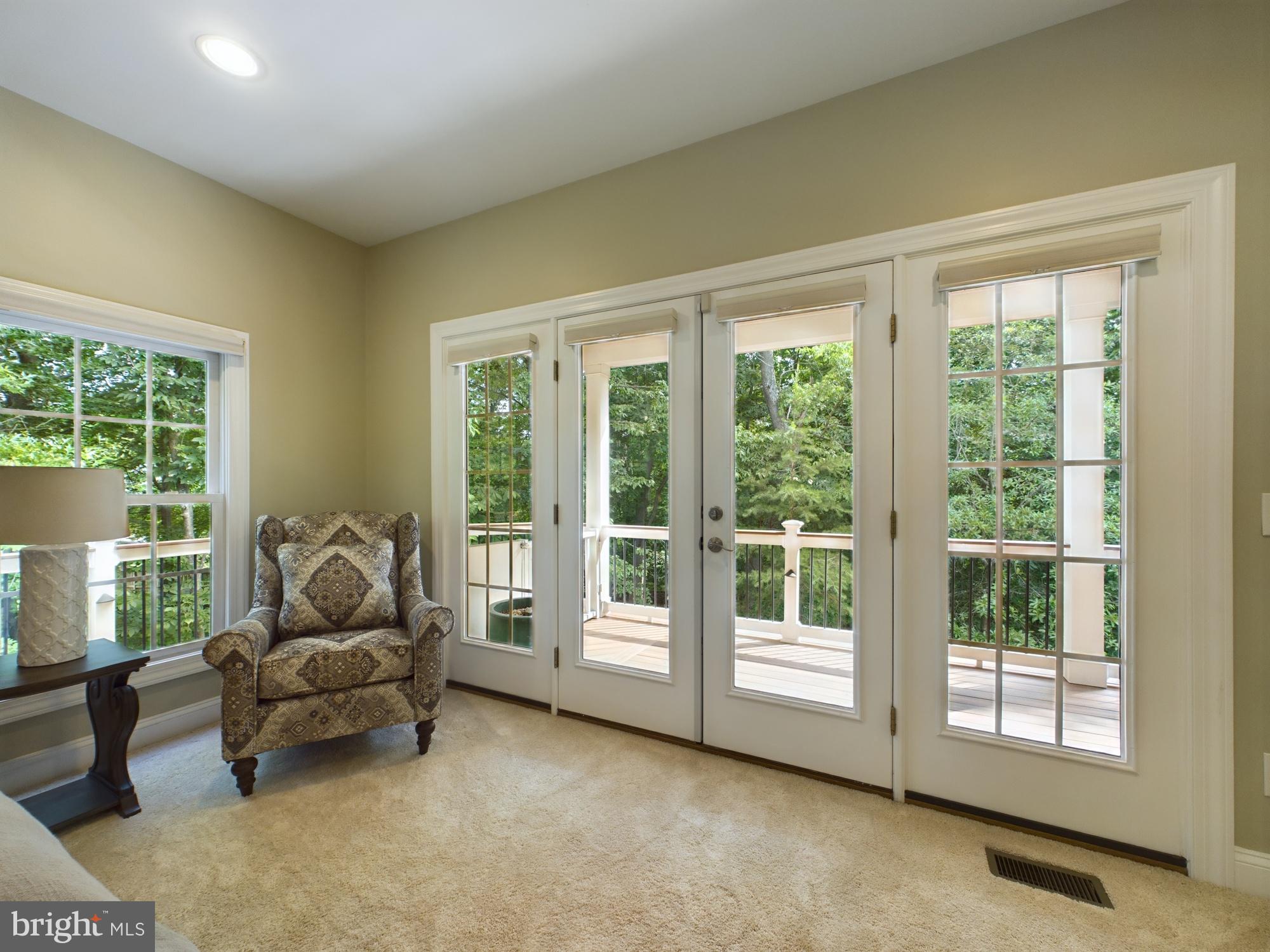 LANSDOWNE ON THE POTOMAC - Residential