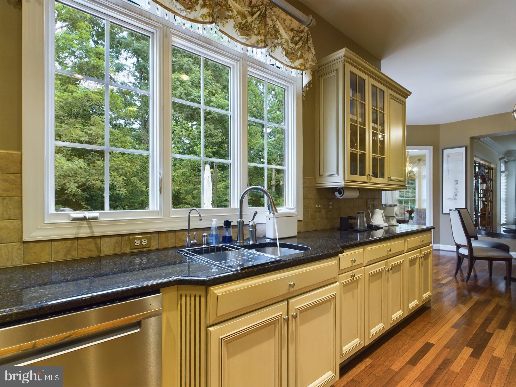 LANSDOWNE ON THE POTOMAC - Residential