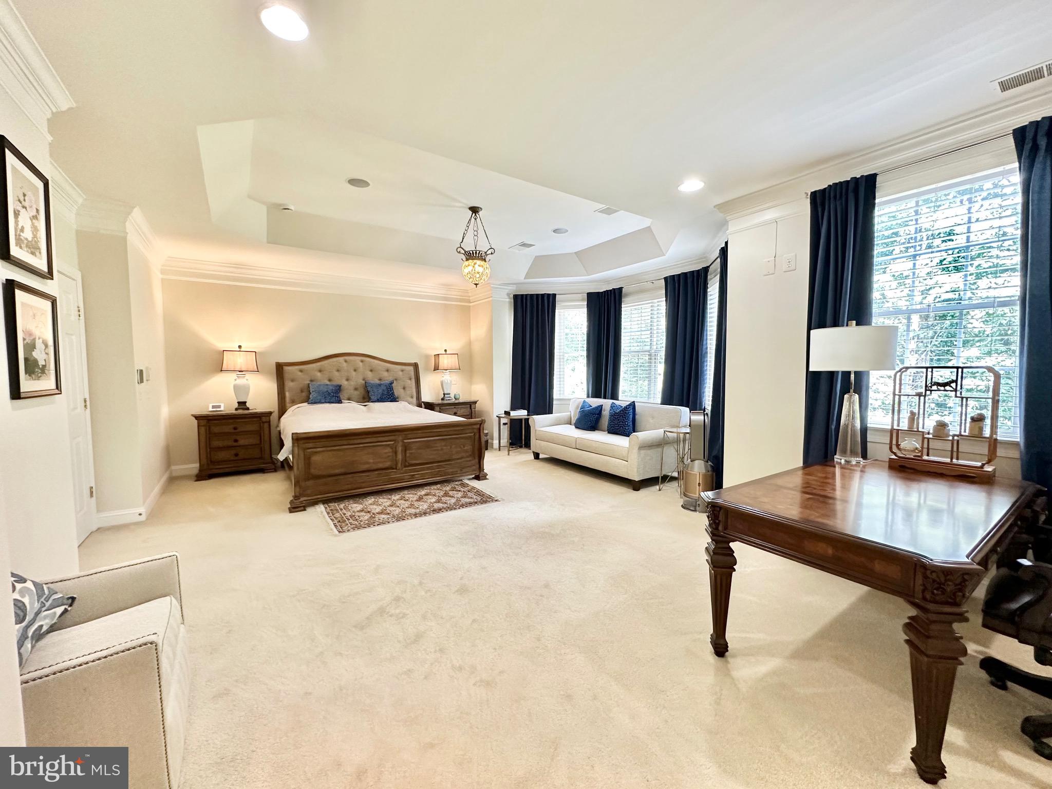 LANSDOWNE ON THE POTOMAC - Residential