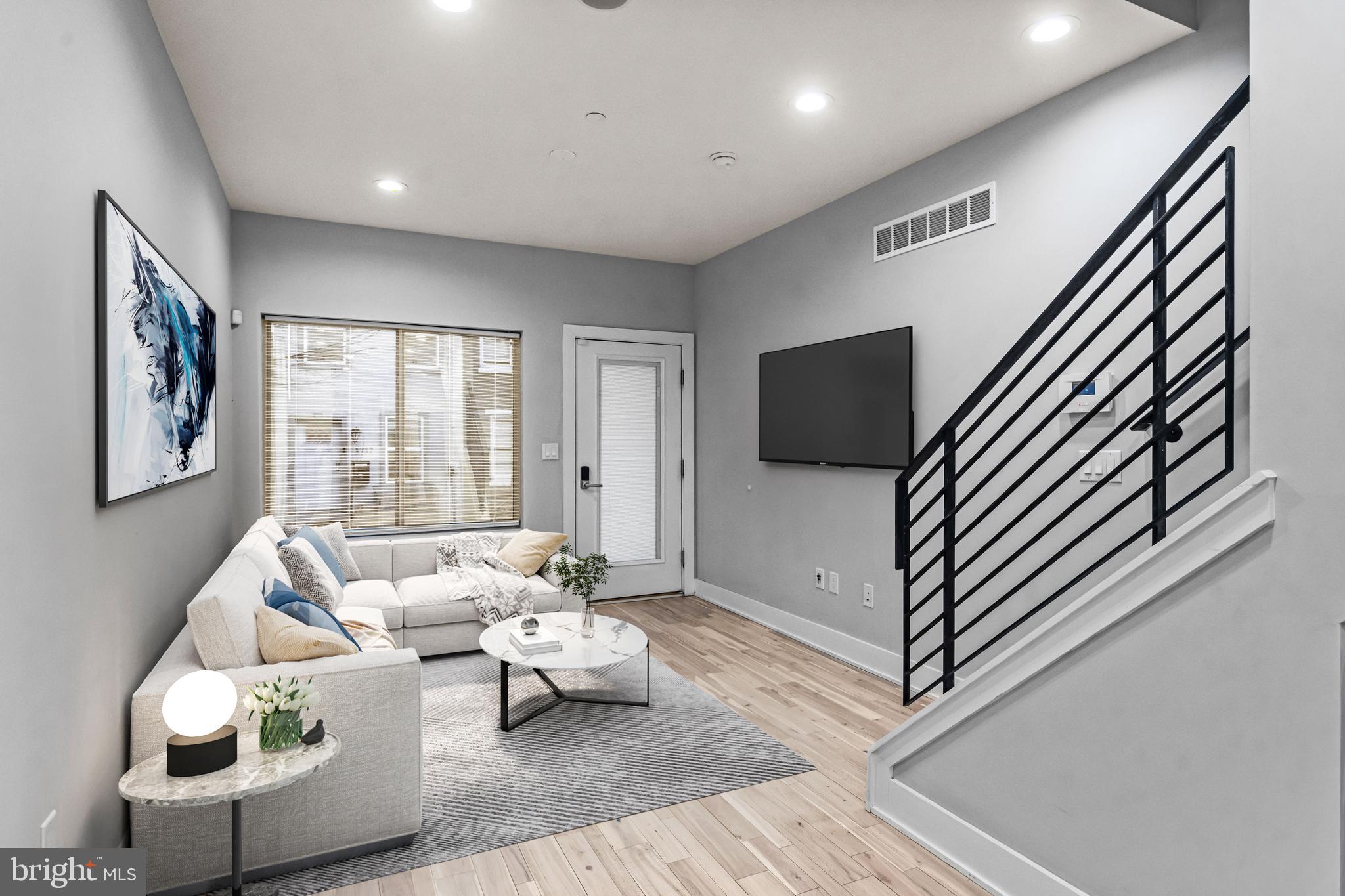 3738 BRANDYWINE STREET