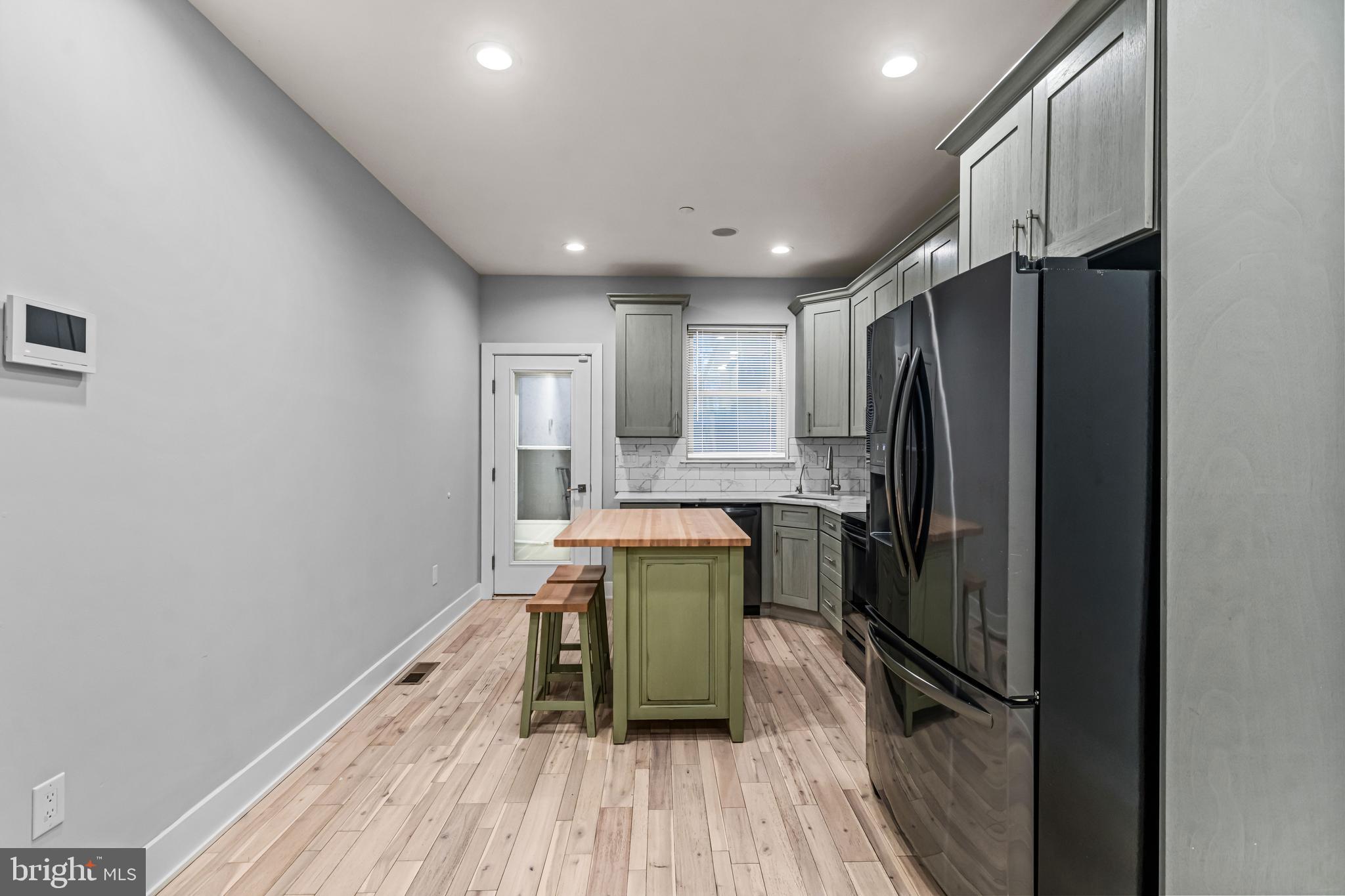 WEST PHILADELPHIA - Residential