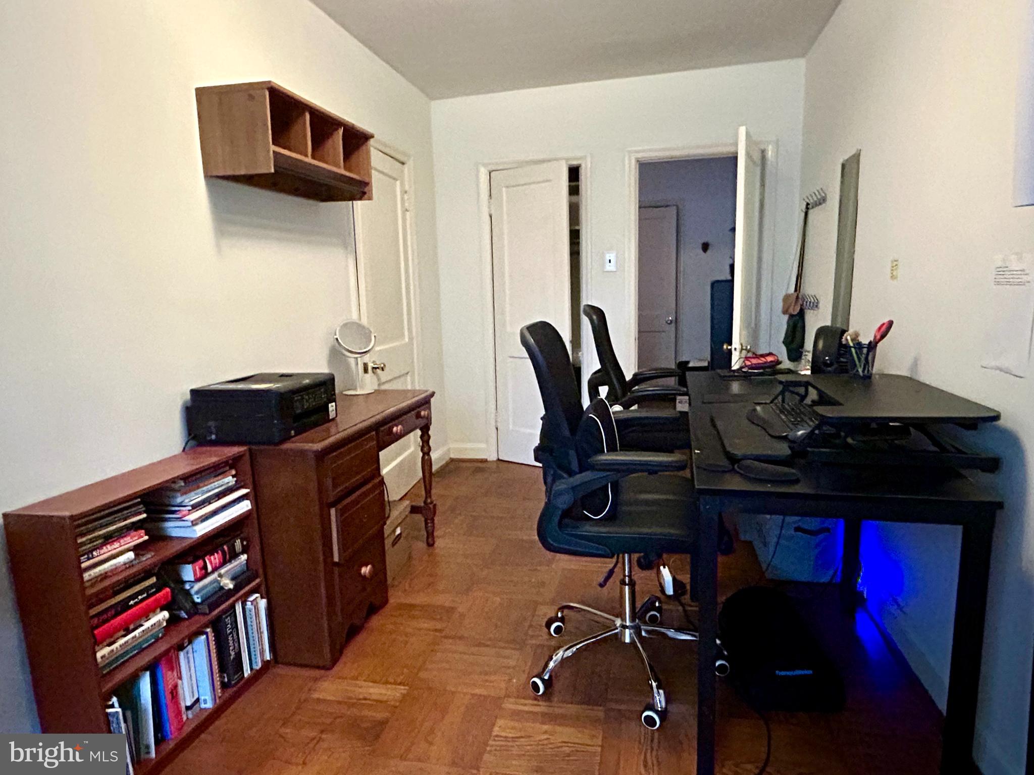 SOCIETY HILL - Residential Lease