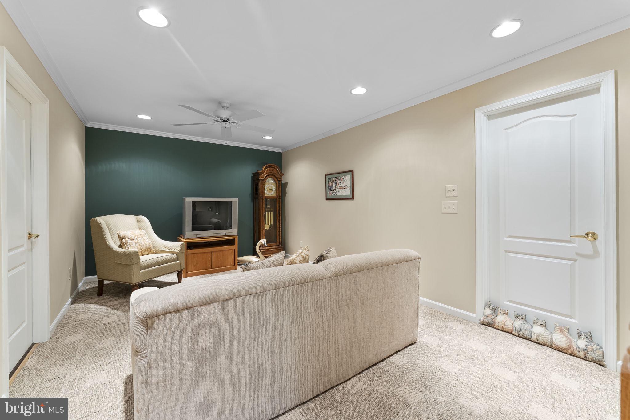 INDIAN VALLEY GREENS - Residential