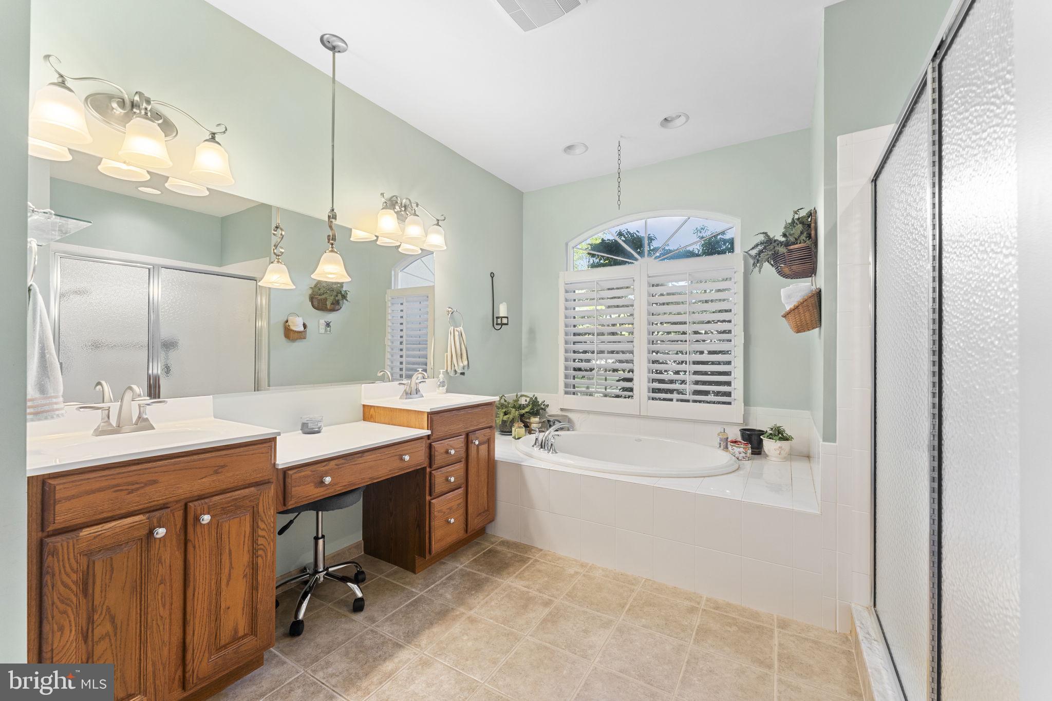 INDIAN VALLEY GREENS - Residential