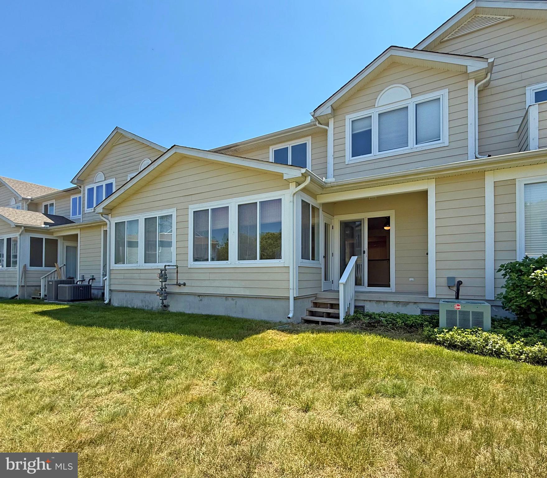 PLANTATIONS EAST - Residential
