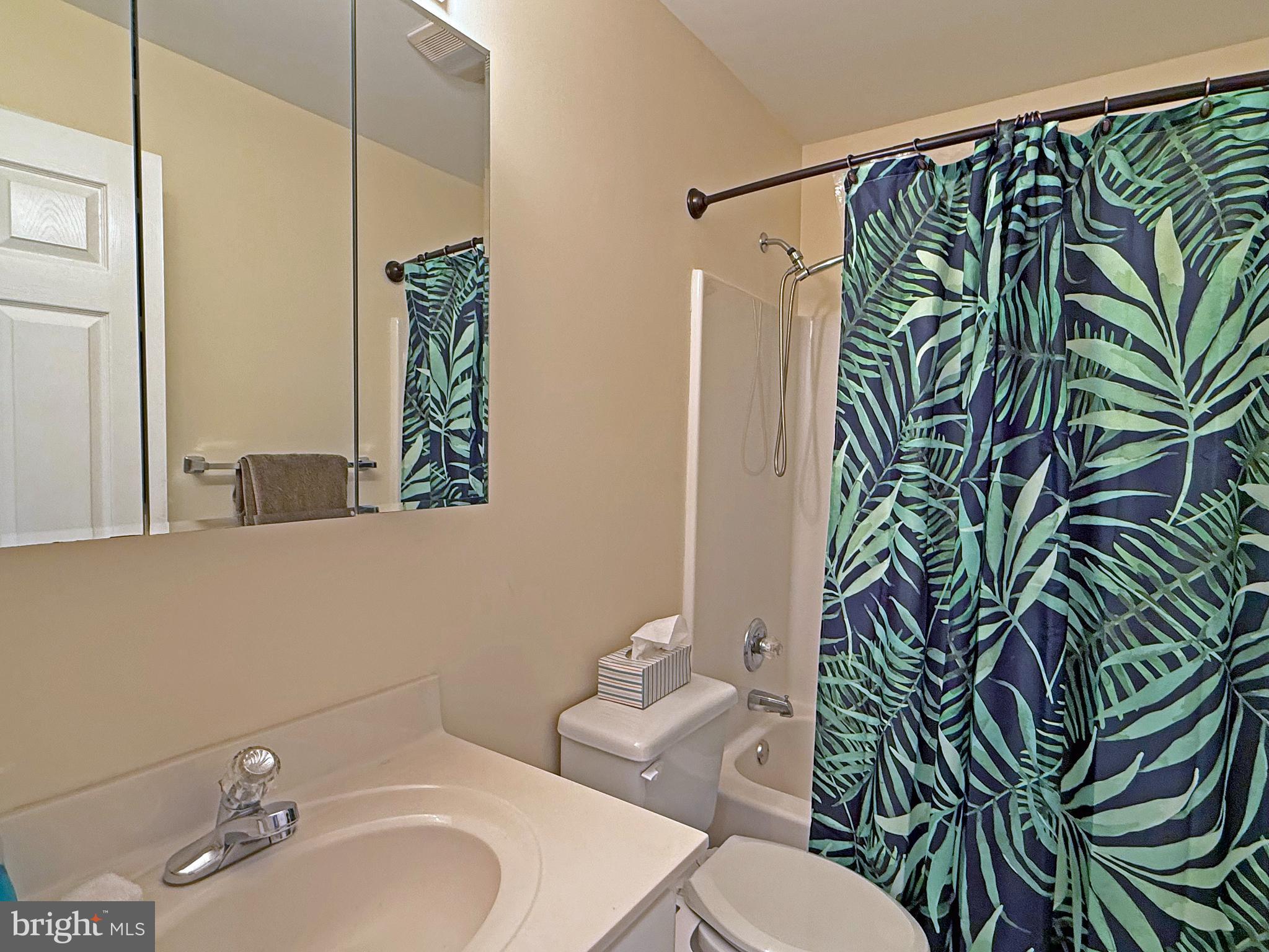 PLANTATIONS EAST - Residential