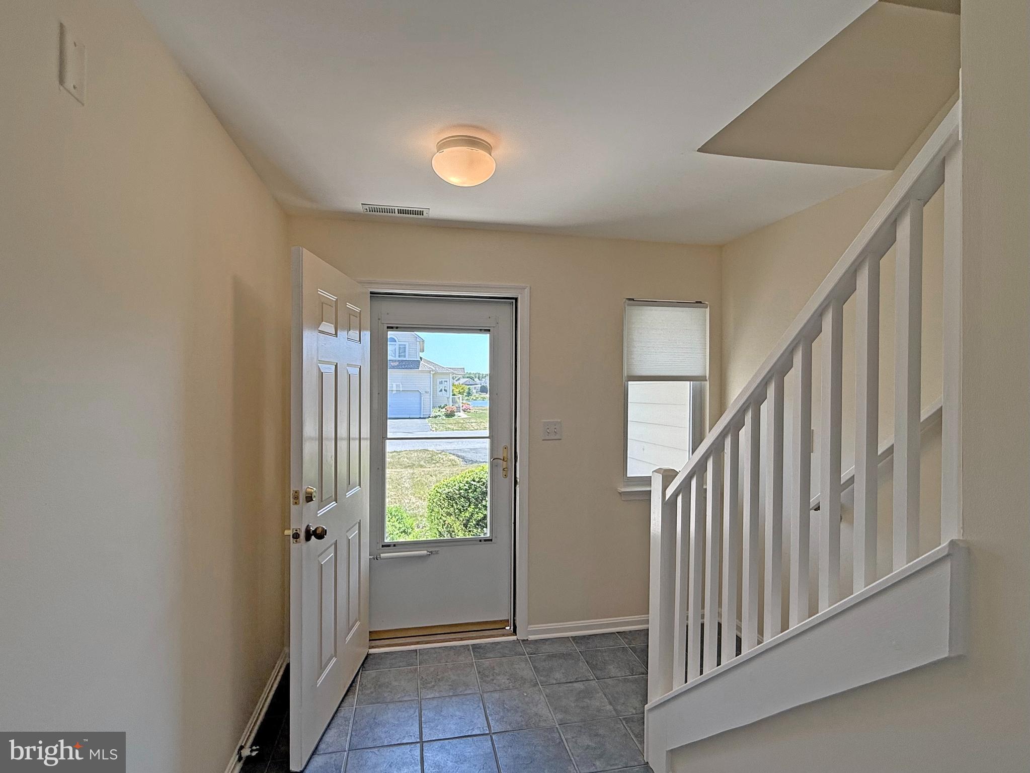251 LAKESIDE DRIVE