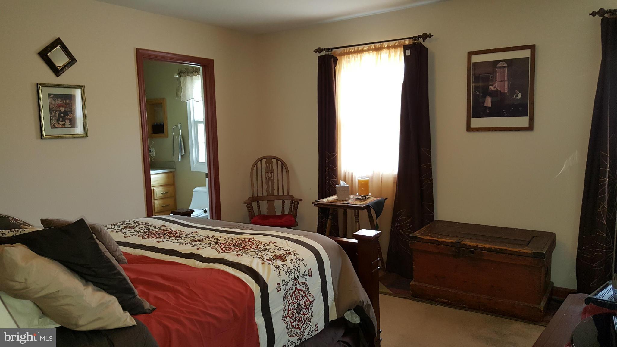 POTOMAC VILLAGE - Residential