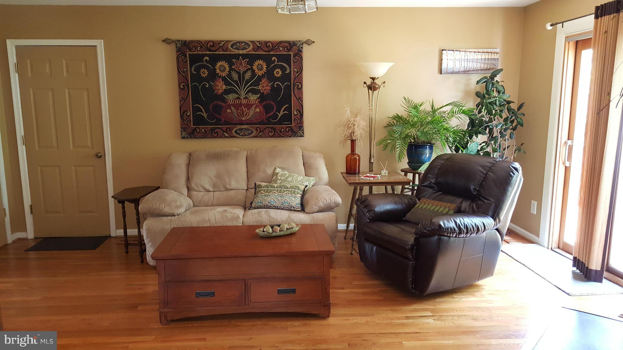 POTOMAC VILLAGE - Residential