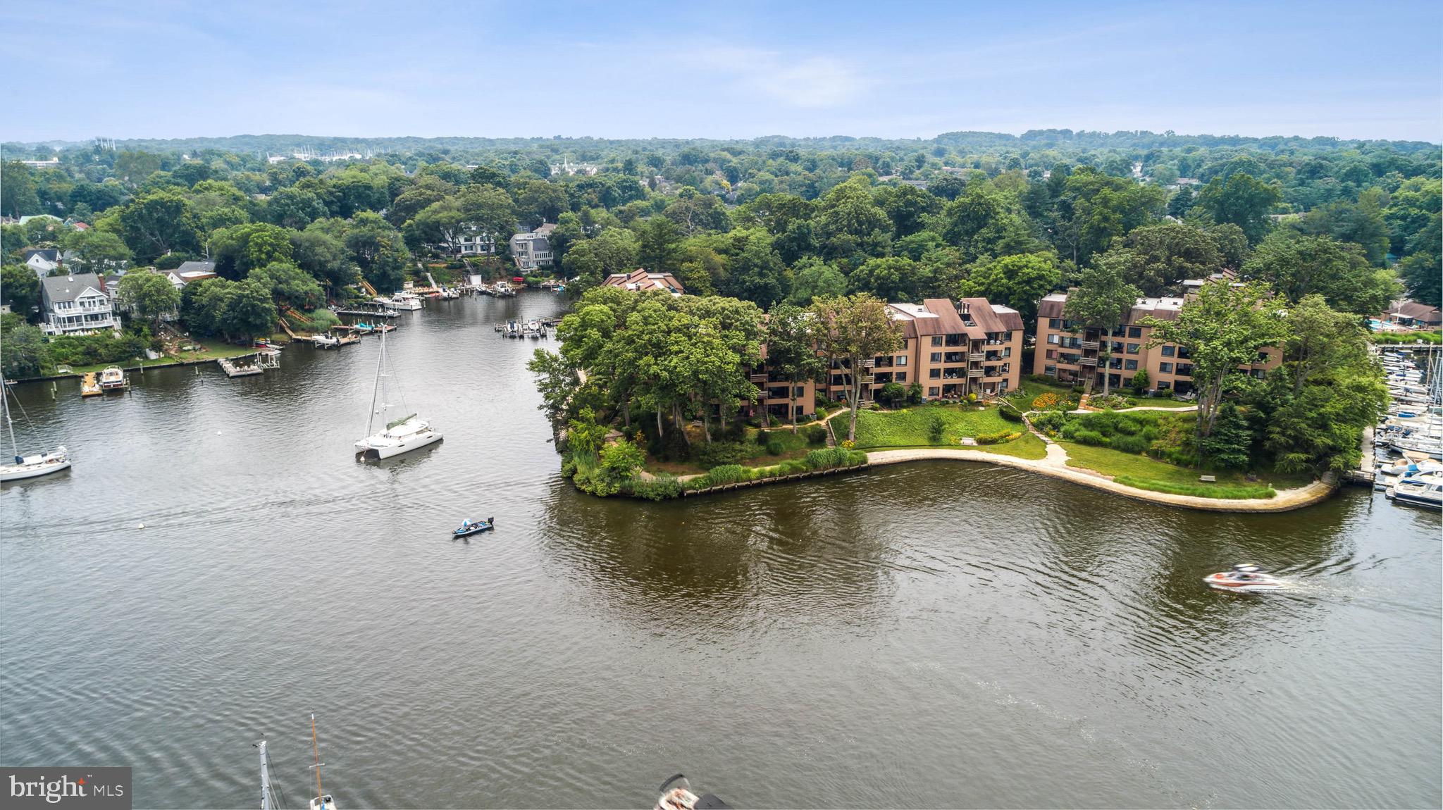 PRESIDENT POINT - Residential