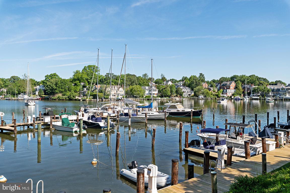 PRESIDENT POINT - Residential