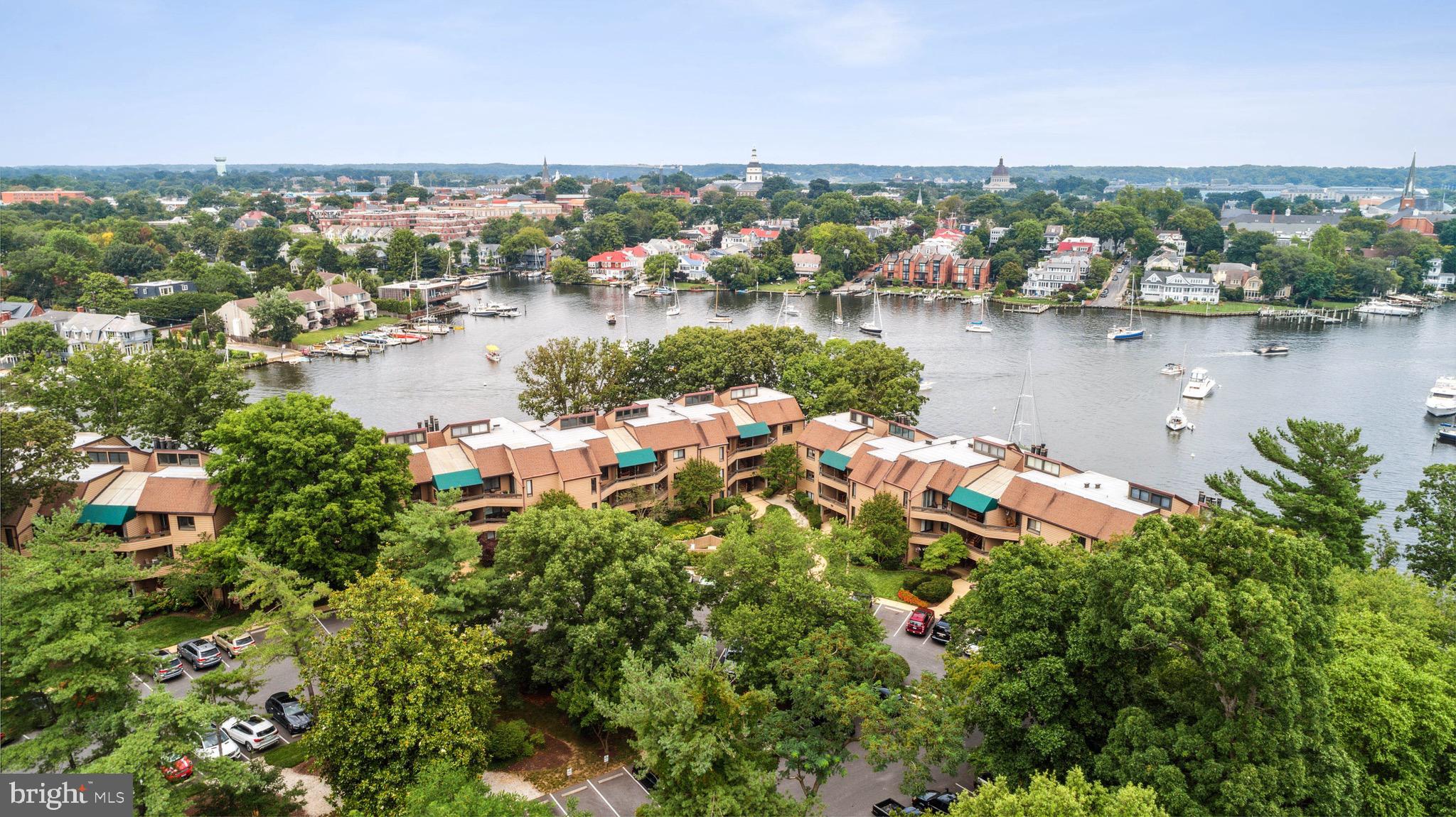 PRESIDENT POINT - Residential