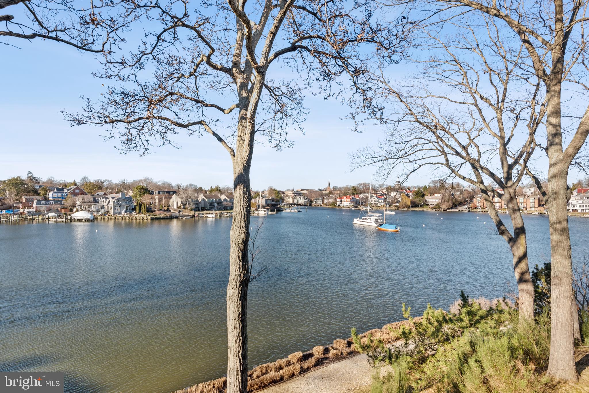 PRESIDENT POINT - Residential