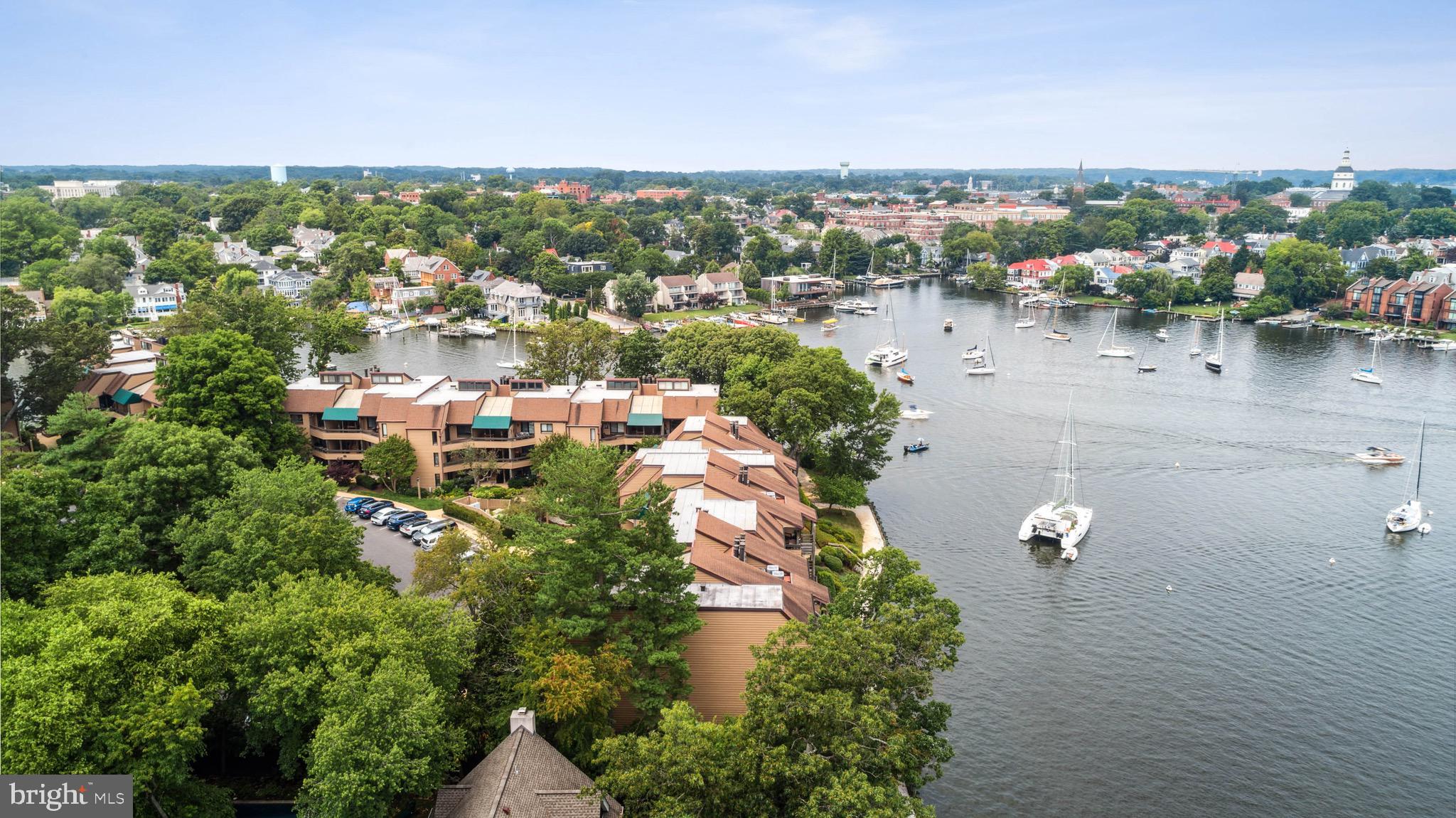 PRESIDENT POINT - Residential