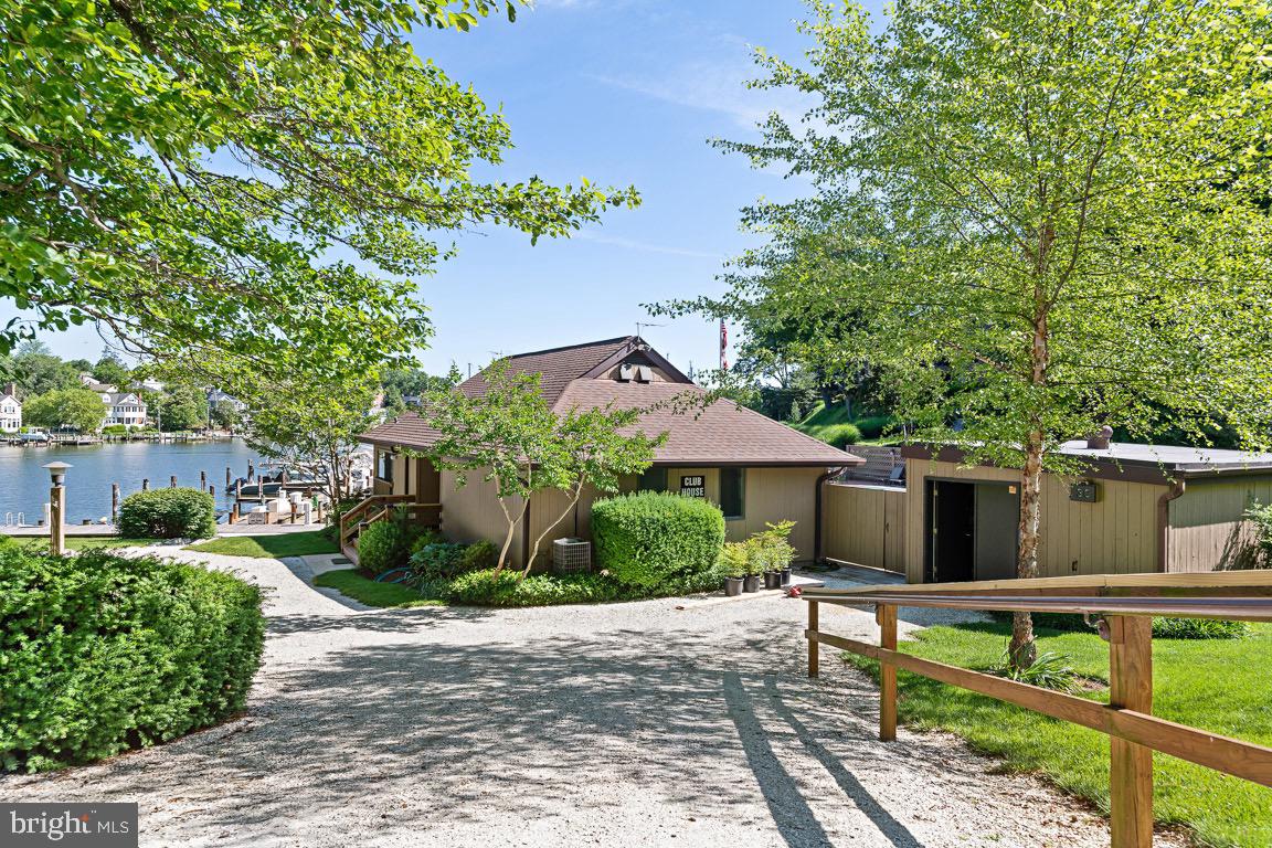 PRESIDENT POINT - Residential