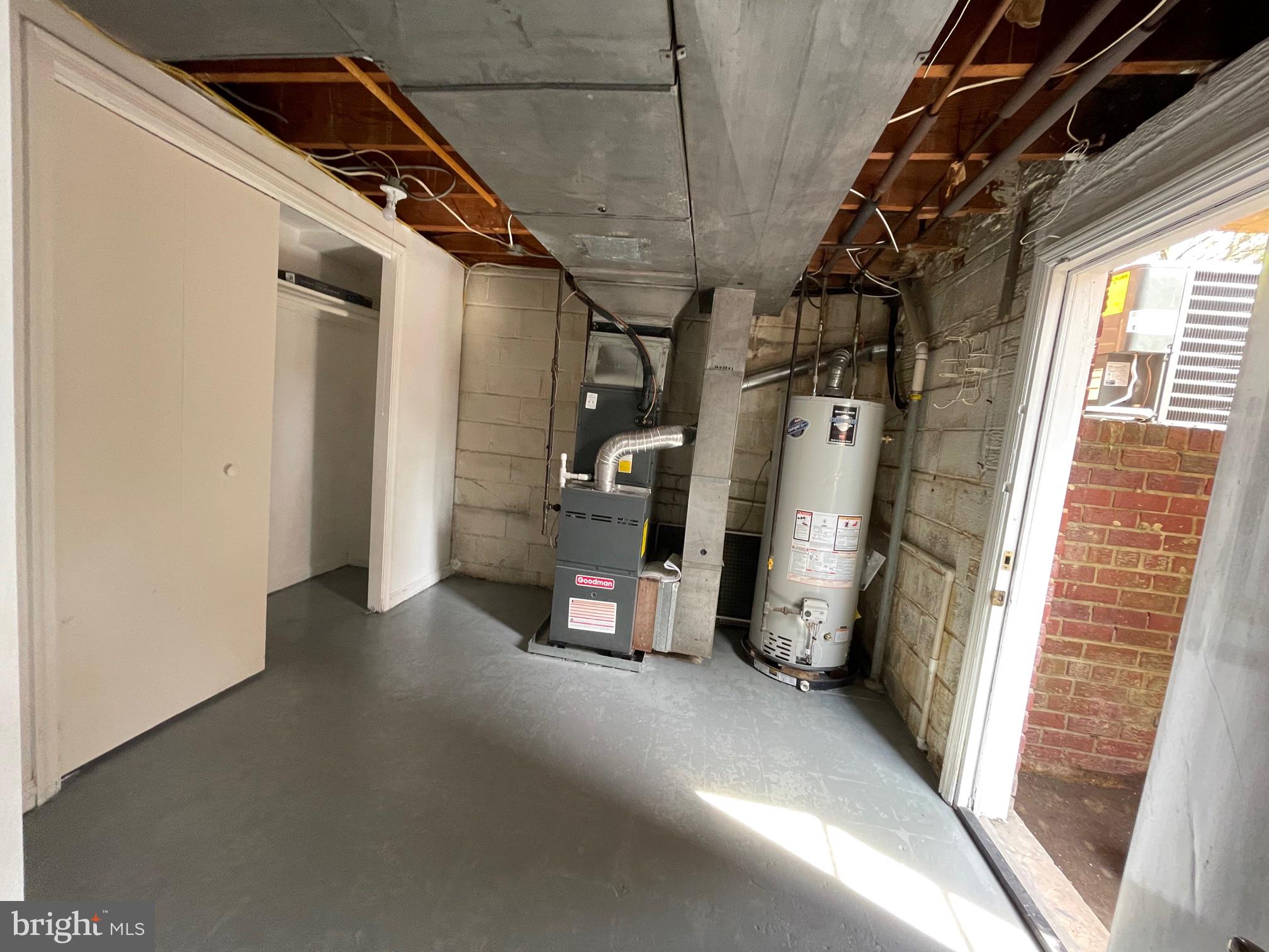 HILLCREST HEIGHTS - Residential