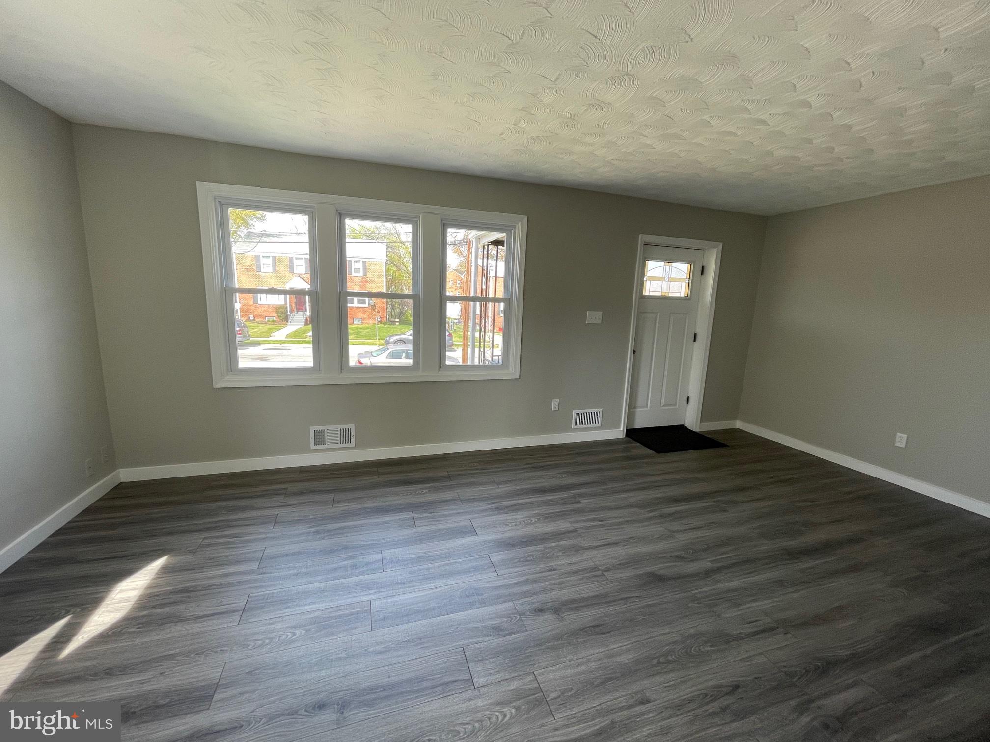 HILLCREST HEIGHTS - Residential