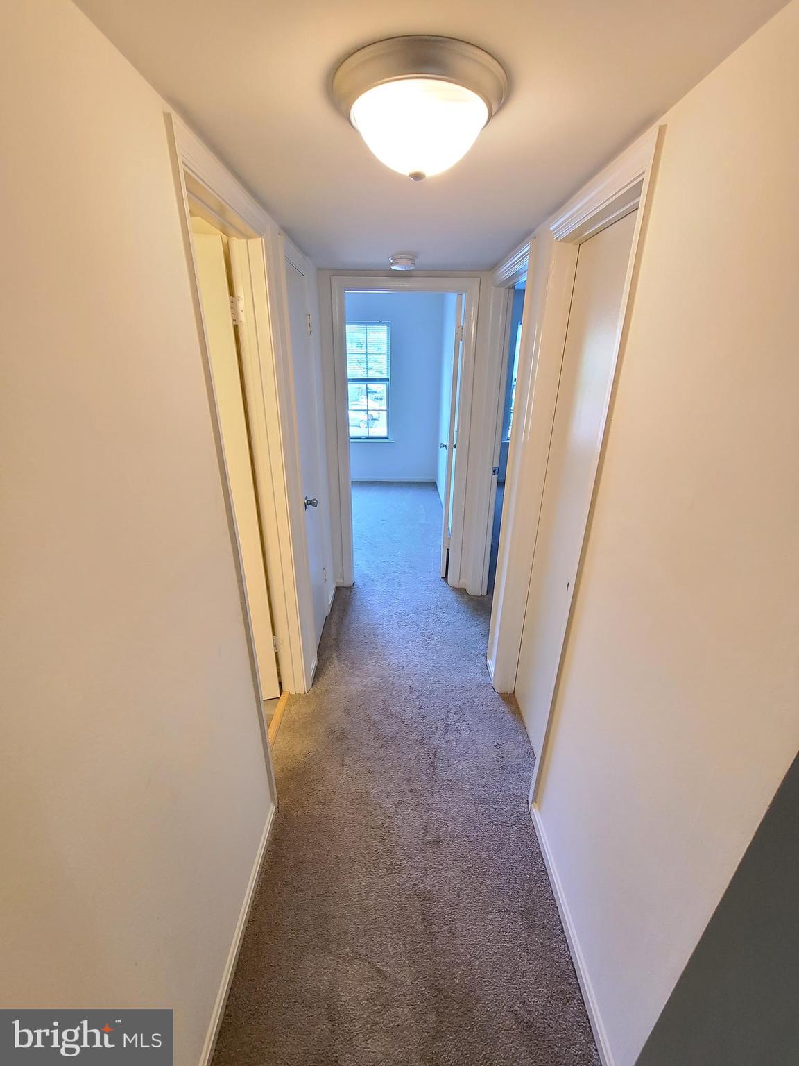 LAKEVIEW - Residential Lease