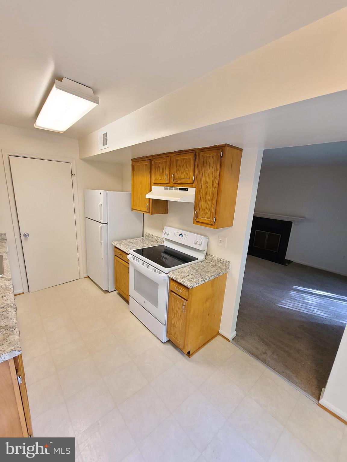 LAKEVIEW - Residential Lease