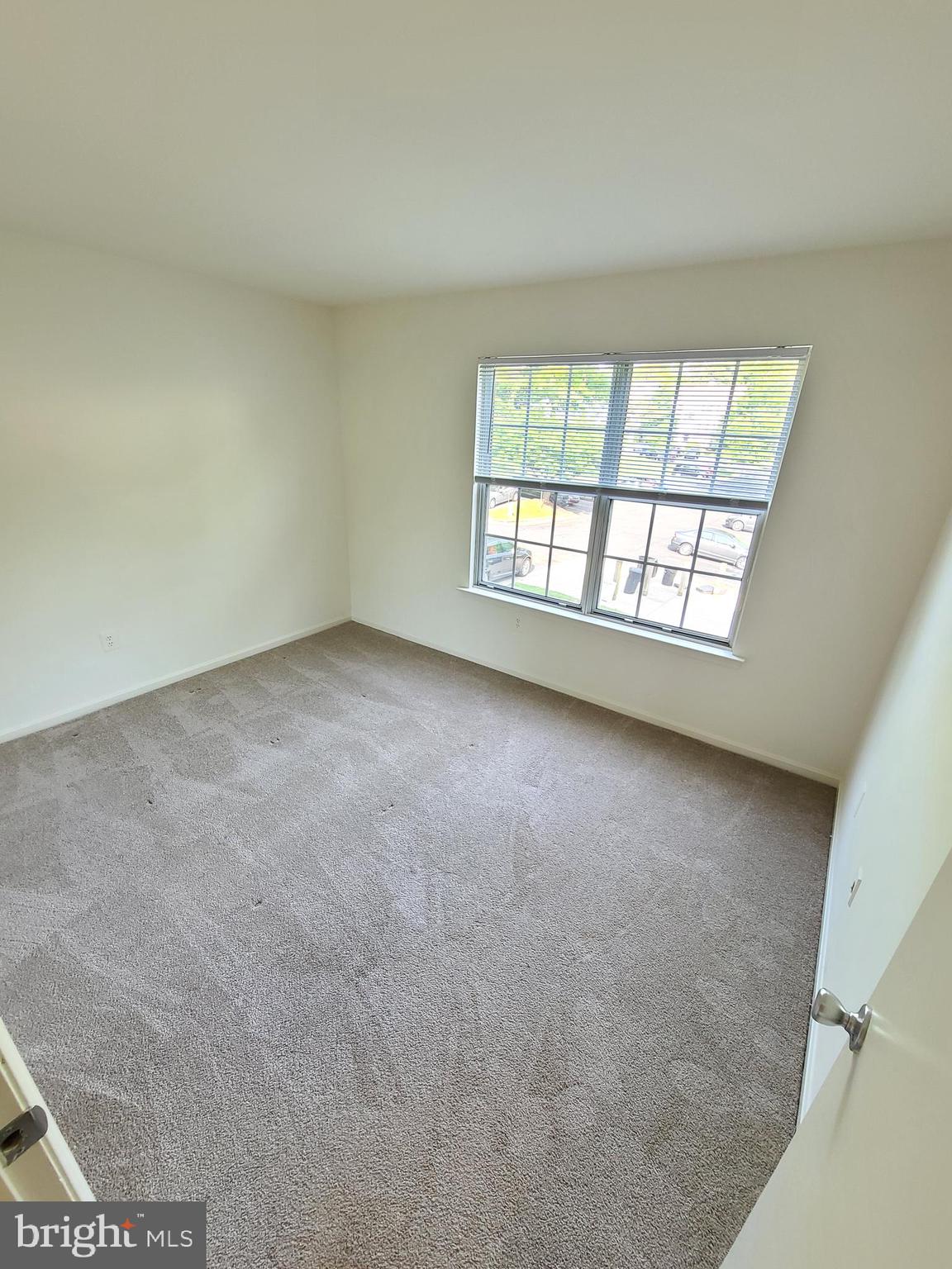 LAKEVIEW - Residential Lease