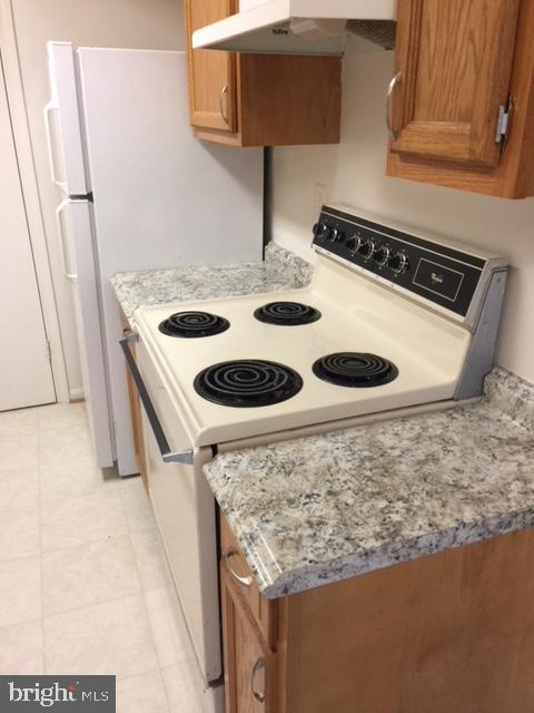 LAKEVIEW - Residential Lease