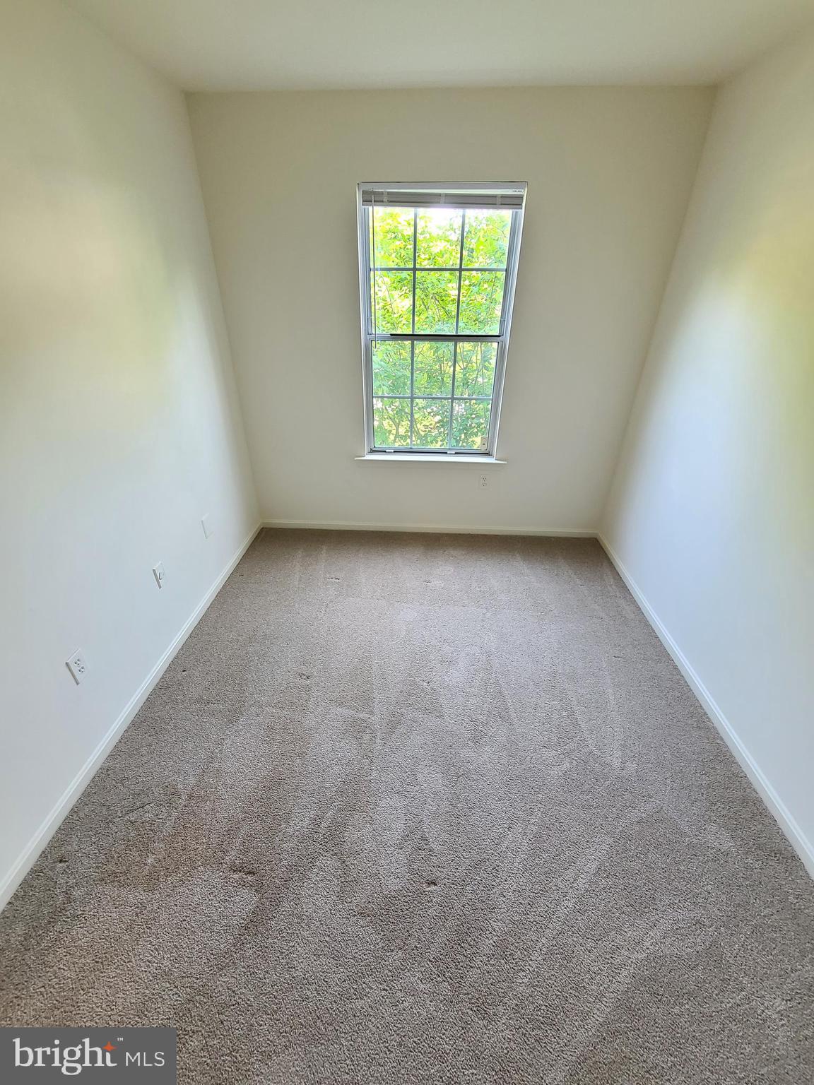 LAKEVIEW - Residential Lease