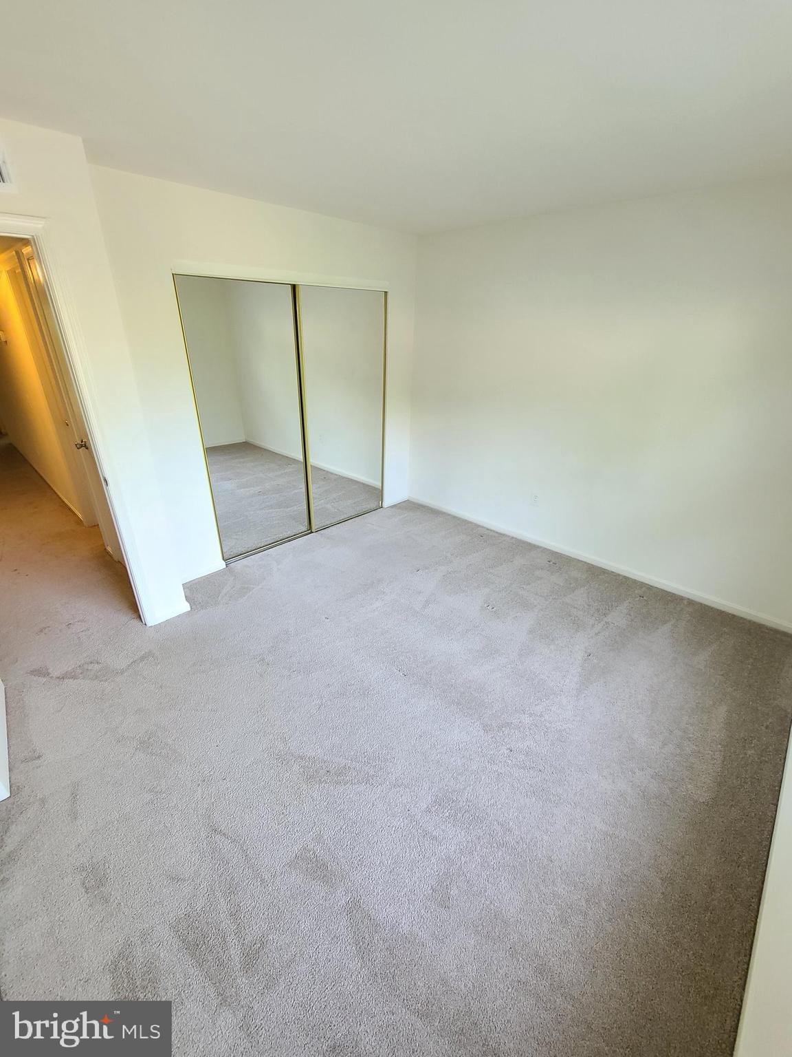 LAKEVIEW - Residential Lease