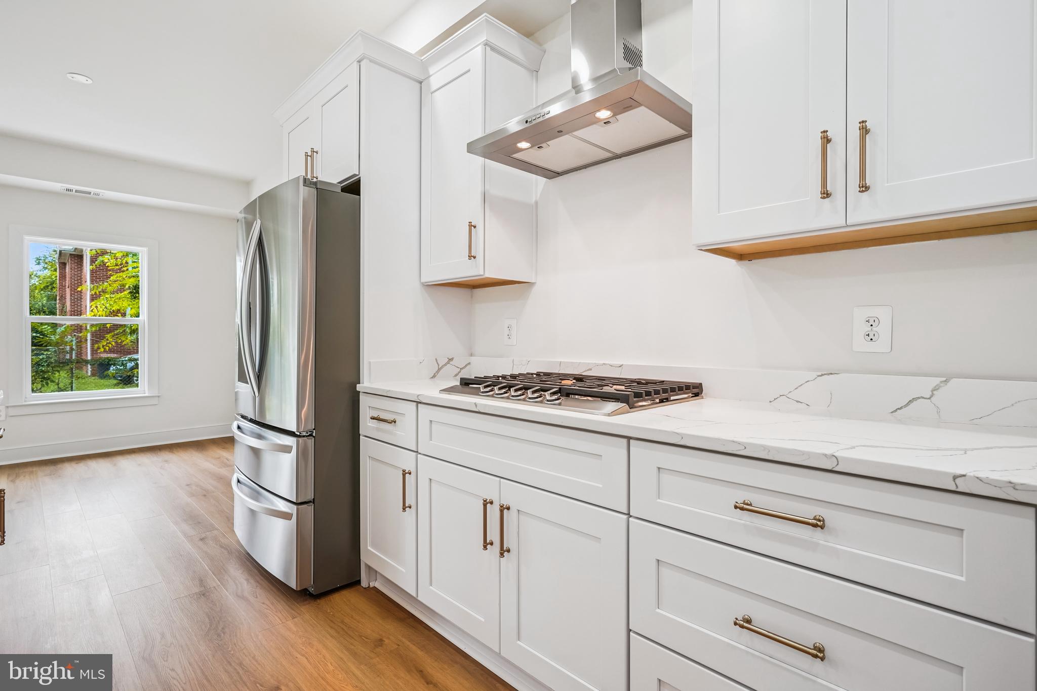 215 MCKINNEY