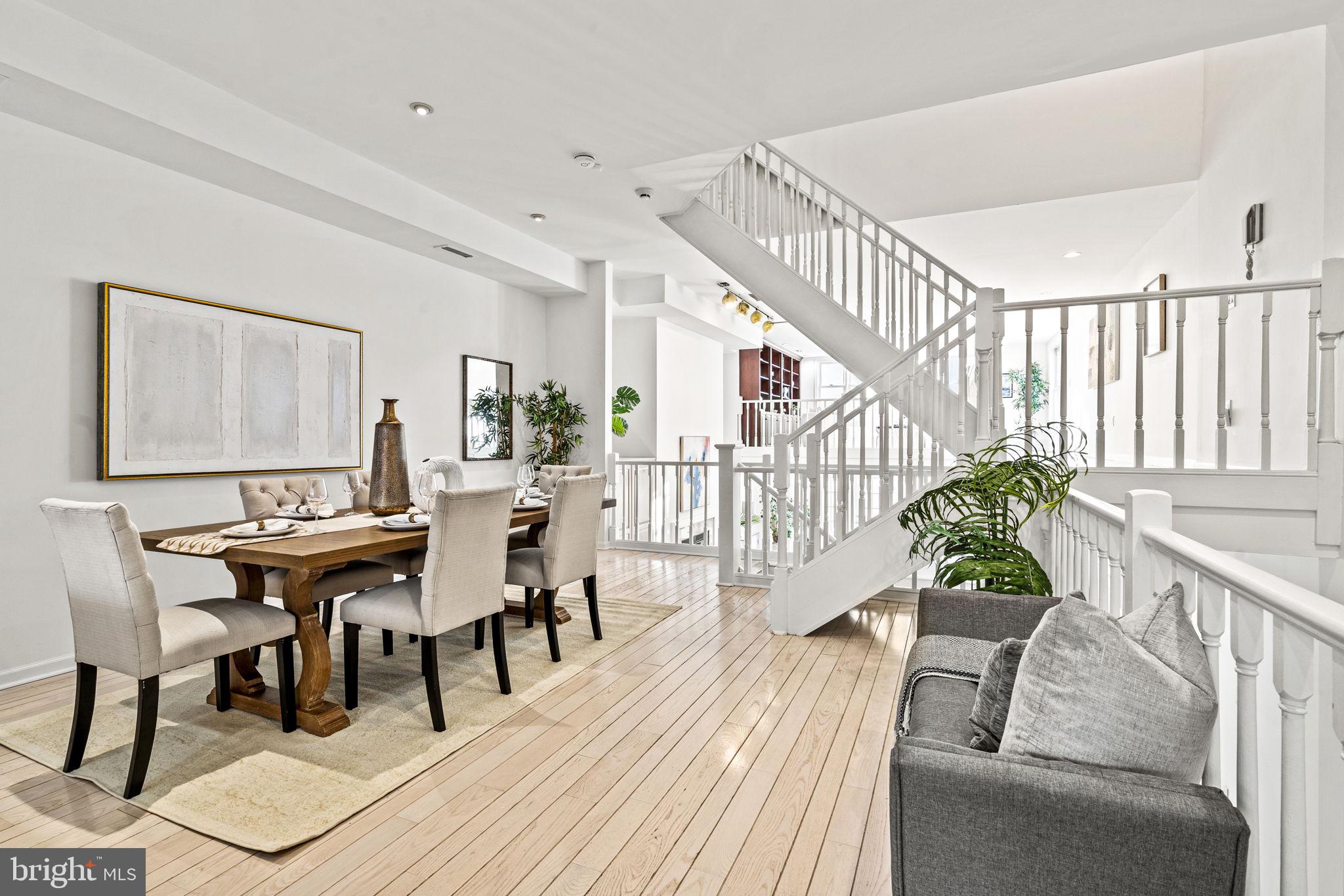 WASHINGTON SQ WEST - Residential