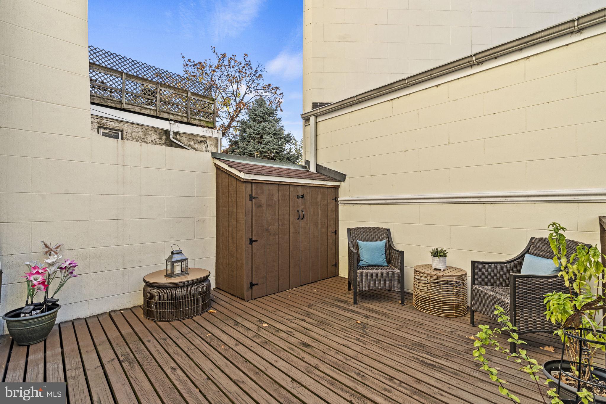 WASHINGTON SQ WEST - Residential