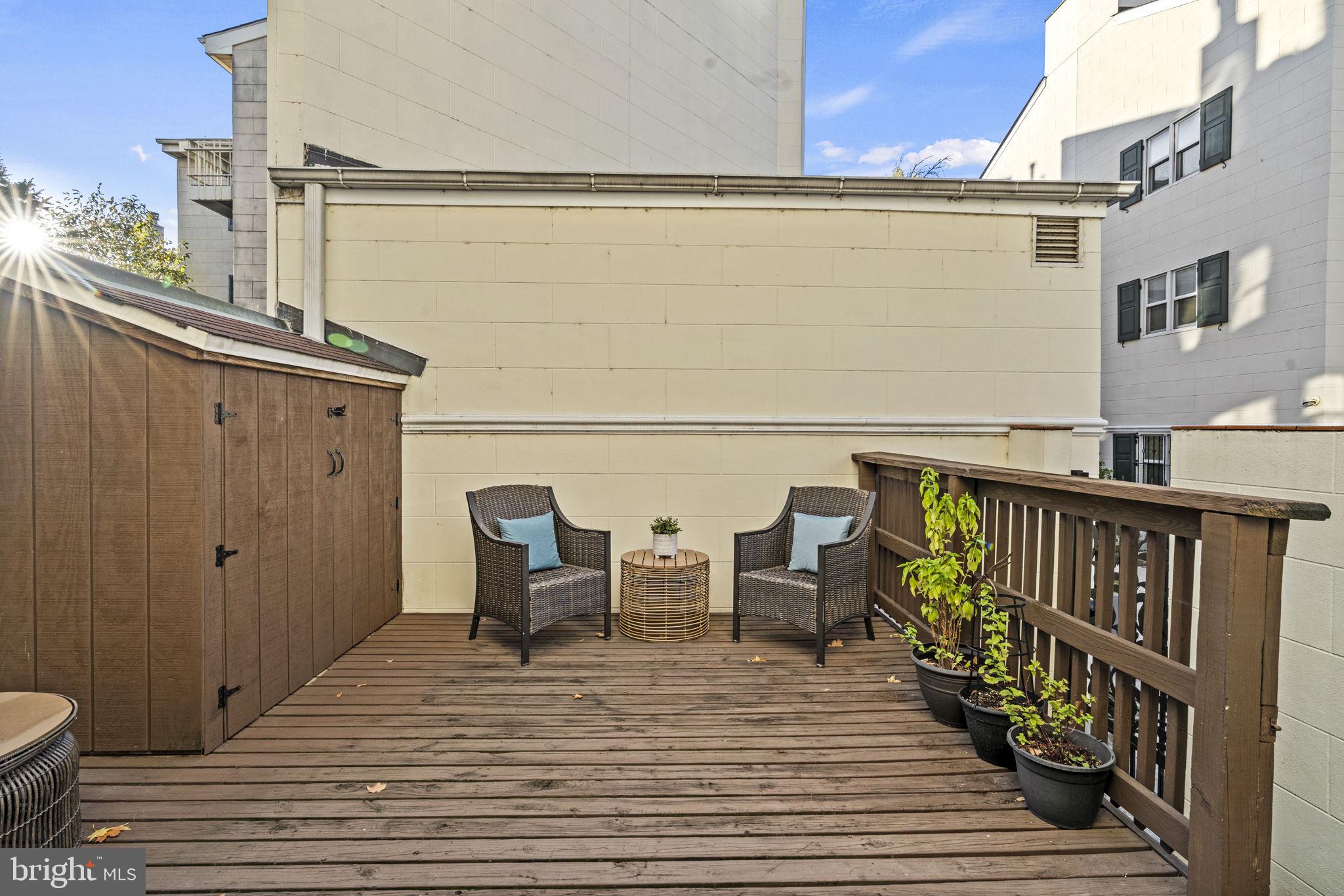 WASHINGTON SQ WEST - Residential