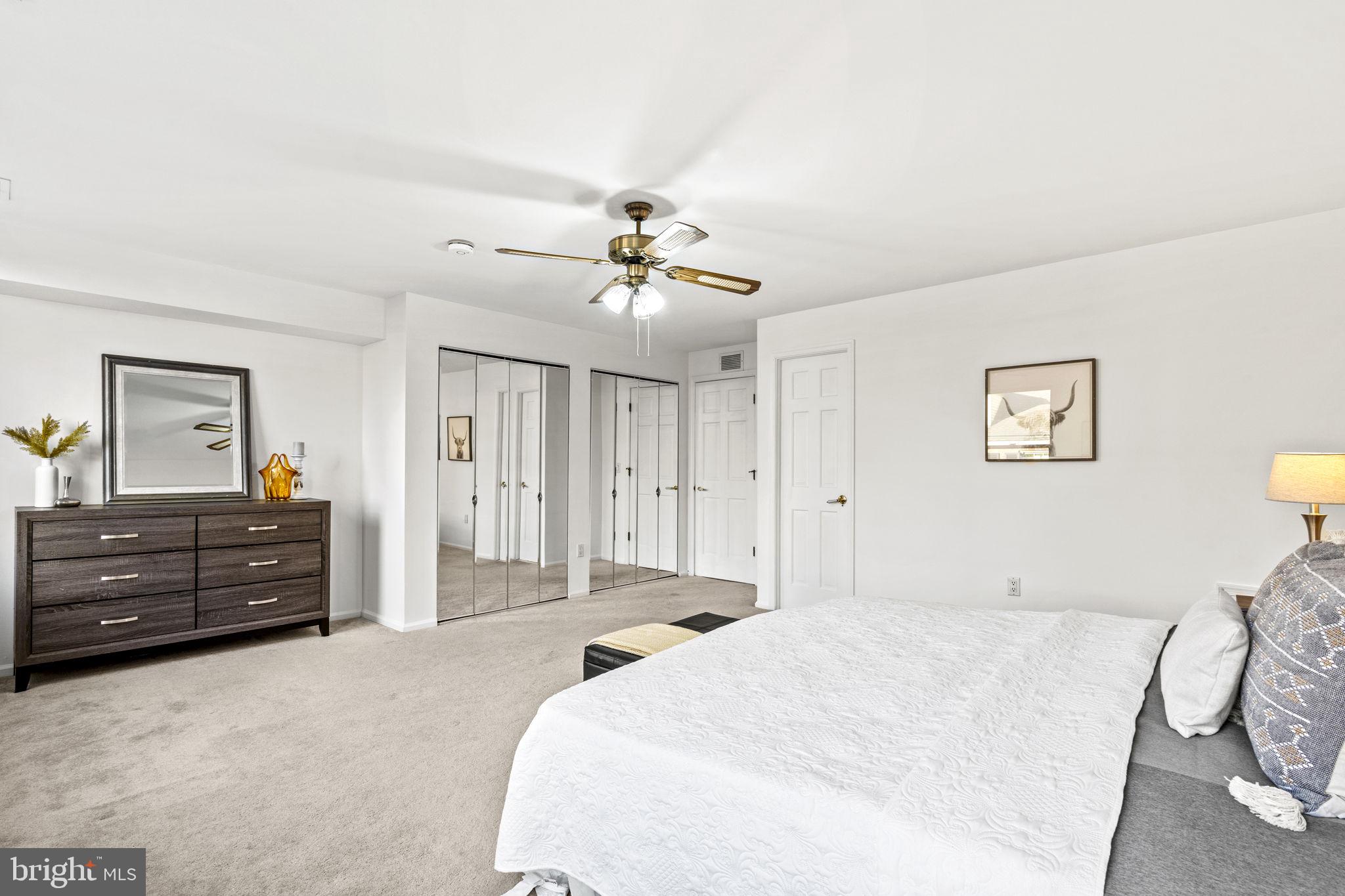 WASHINGTON SQ WEST - Residential