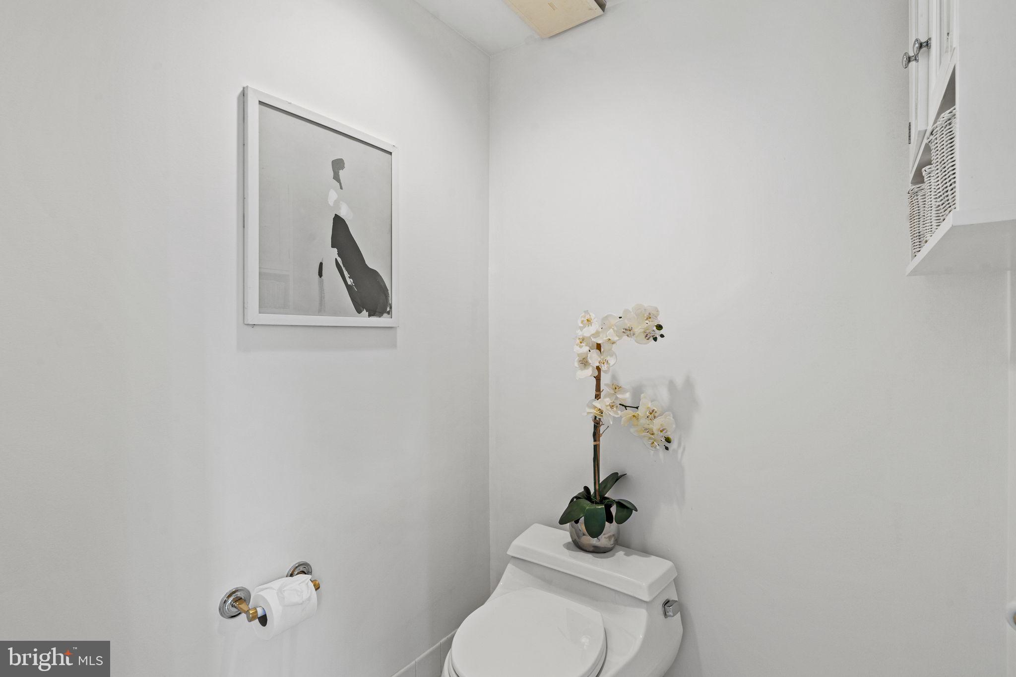 WASHINGTON SQ WEST - Residential