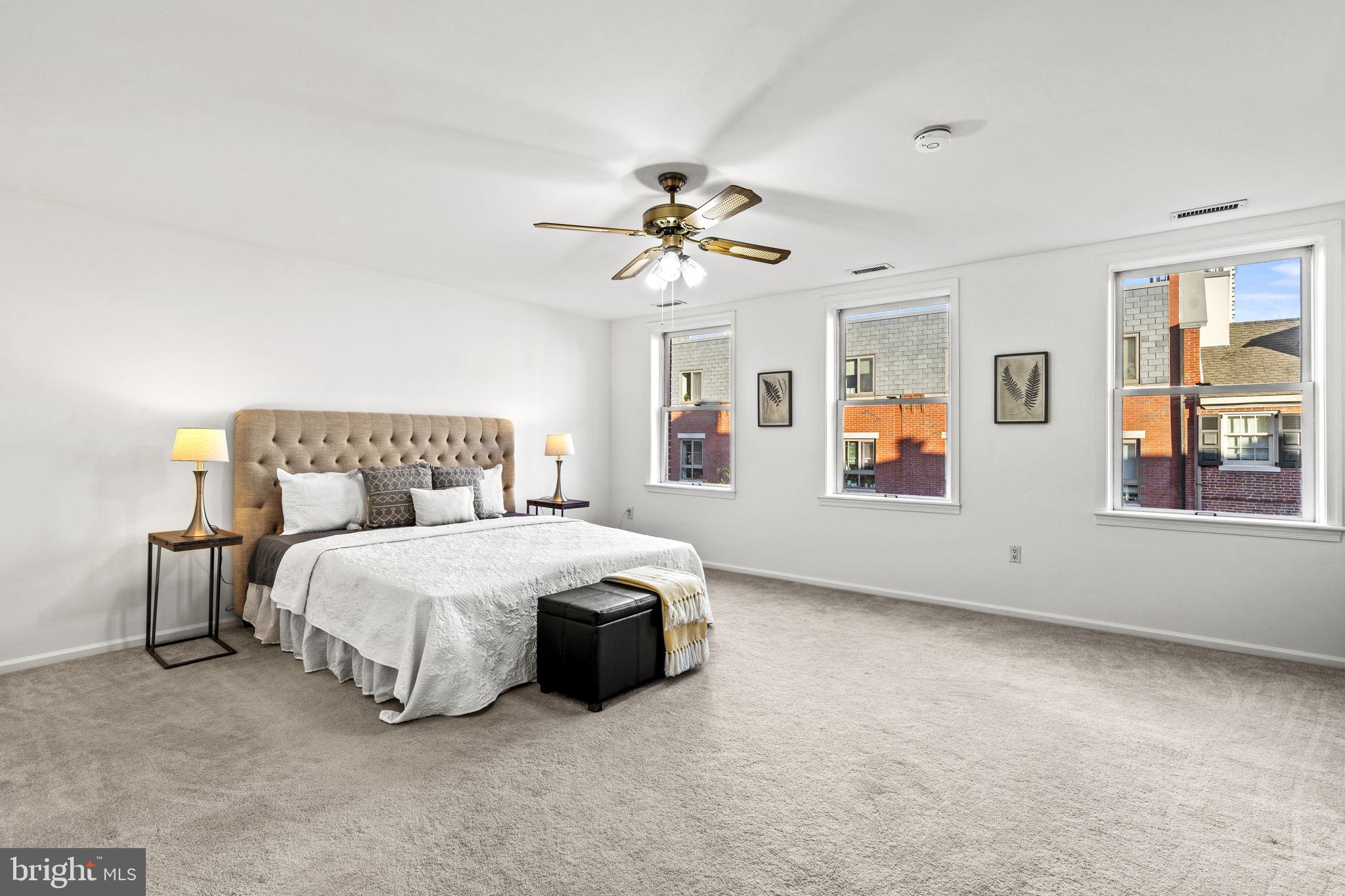 WASHINGTON SQ WEST - Residential