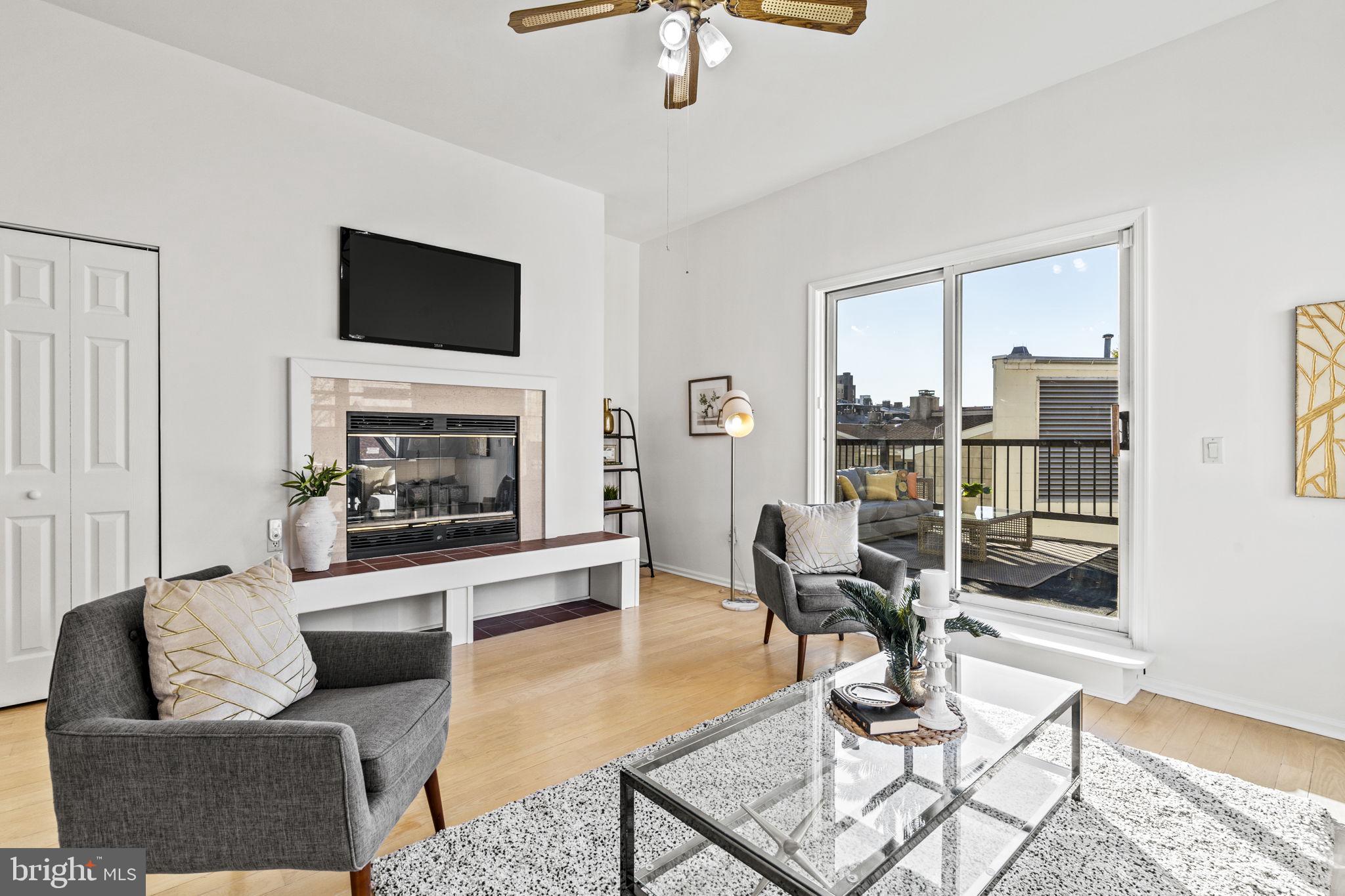 WASHINGTON SQ WEST - Residential